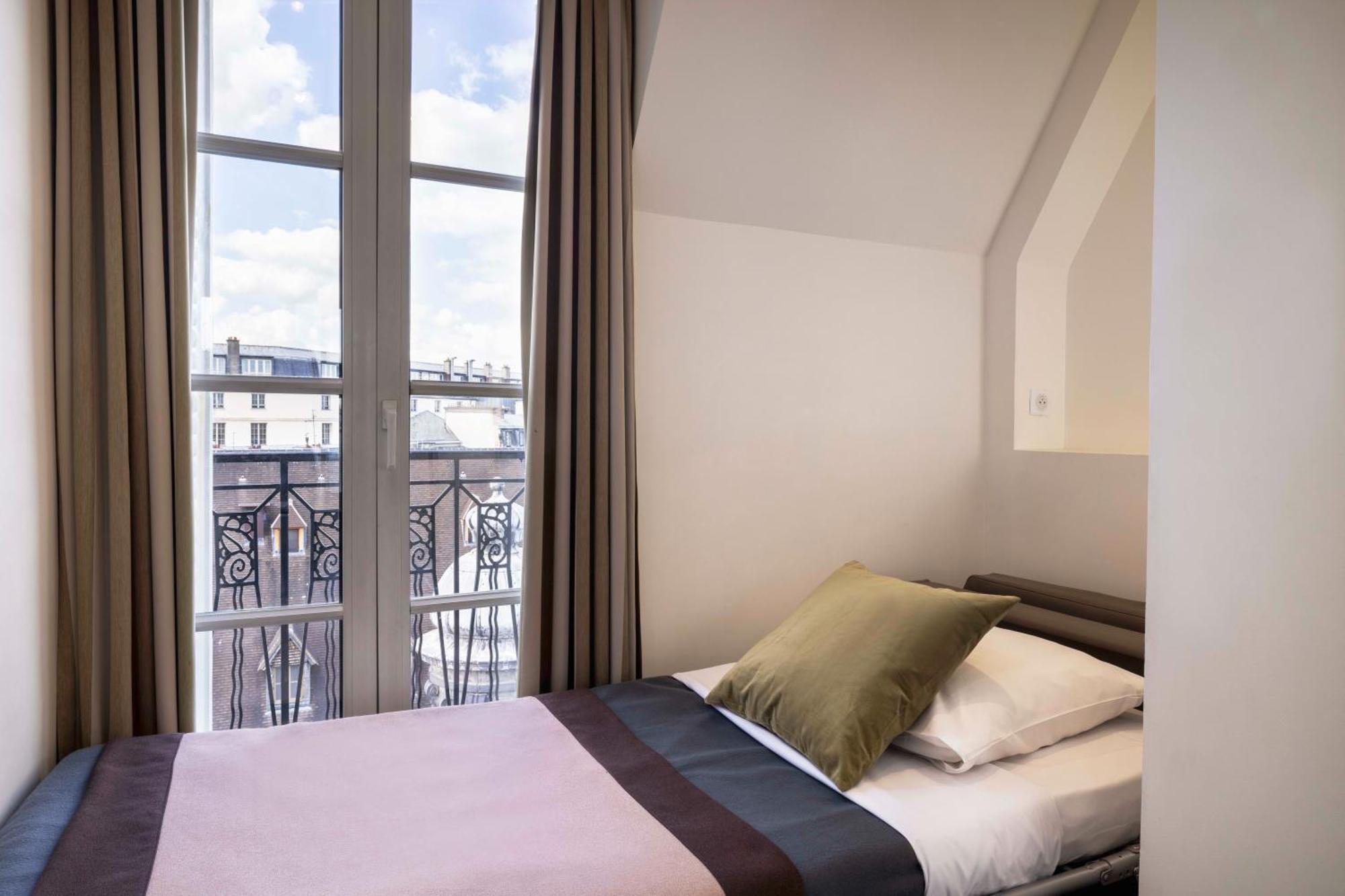 Saint Pierre Hotel Paris