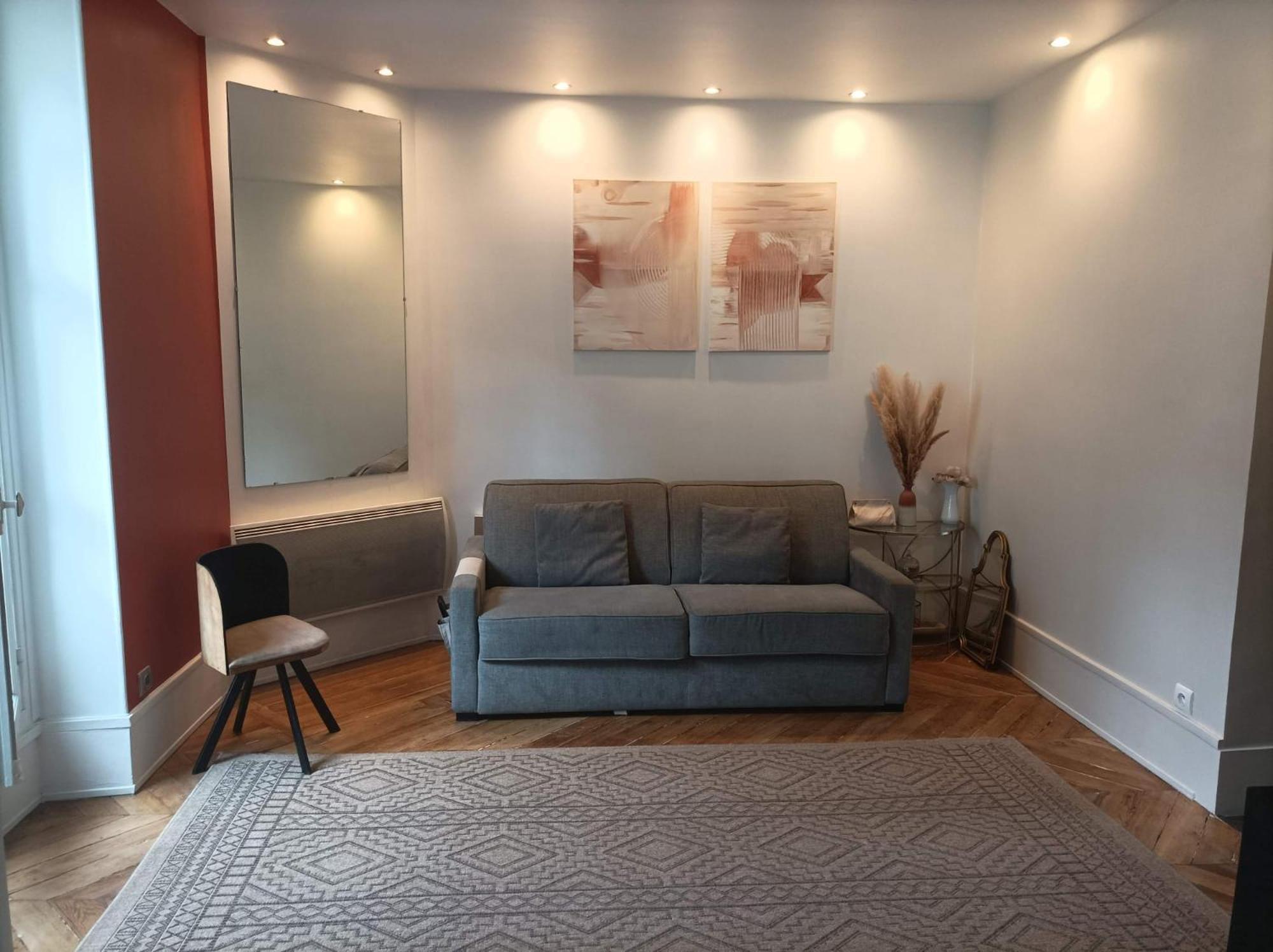 Apartment Joli Havre De Paix En Plein Batignolles Paris