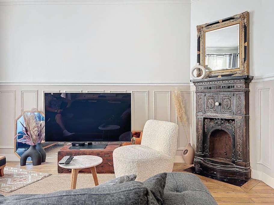 Cute Montmartre Apartment