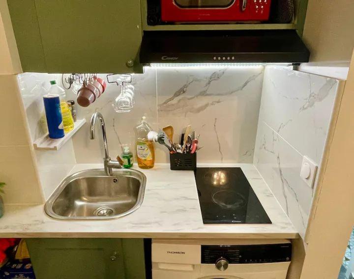 Un Bel Au Bord Du Canal Appartement Paris