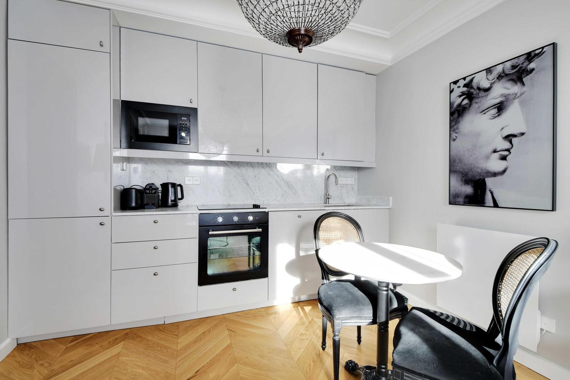 Charming - 1br 4p - Trocadero Apartment