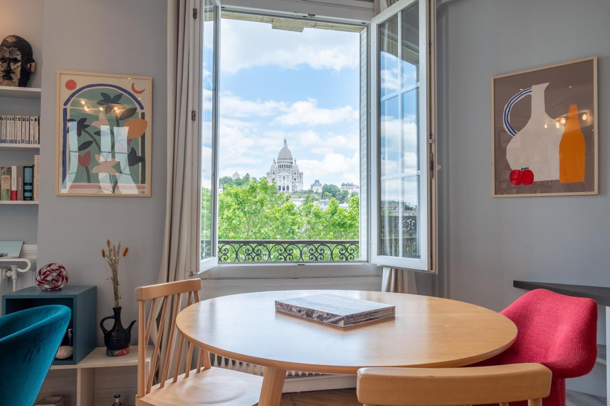 Montmartre - Avec Vue Sur Le Sacre-coeur Apartment