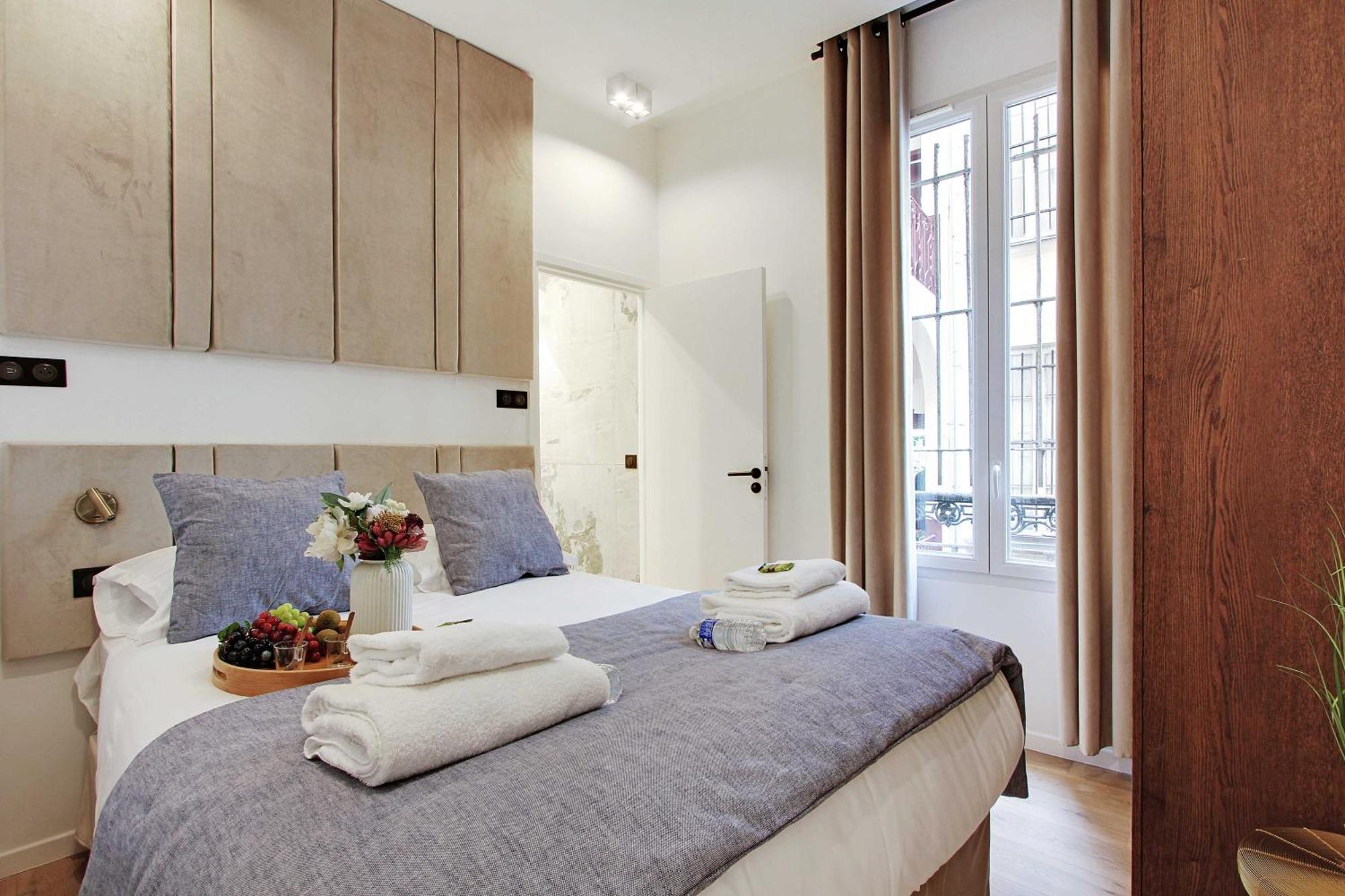 Luxury In The Heart Of Paris- 2br-6p - Bourse Apartment Paris