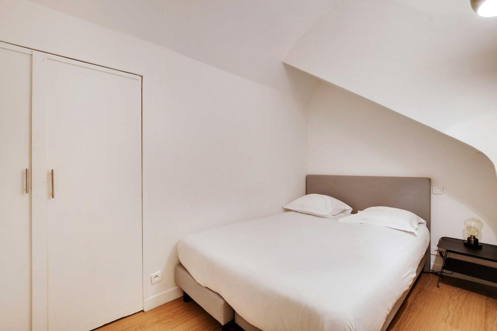 Cosy Center Of