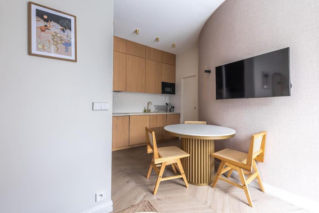 Apartment Elegant 4-star In -