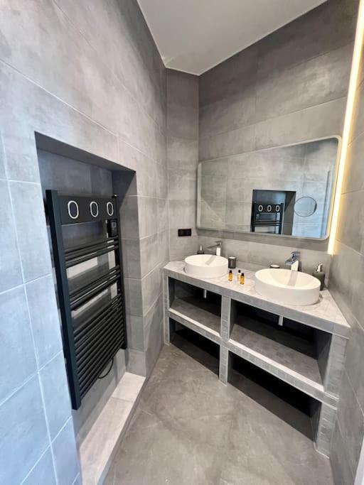 Spacious Newly Renovated Loft With Ac Apartment