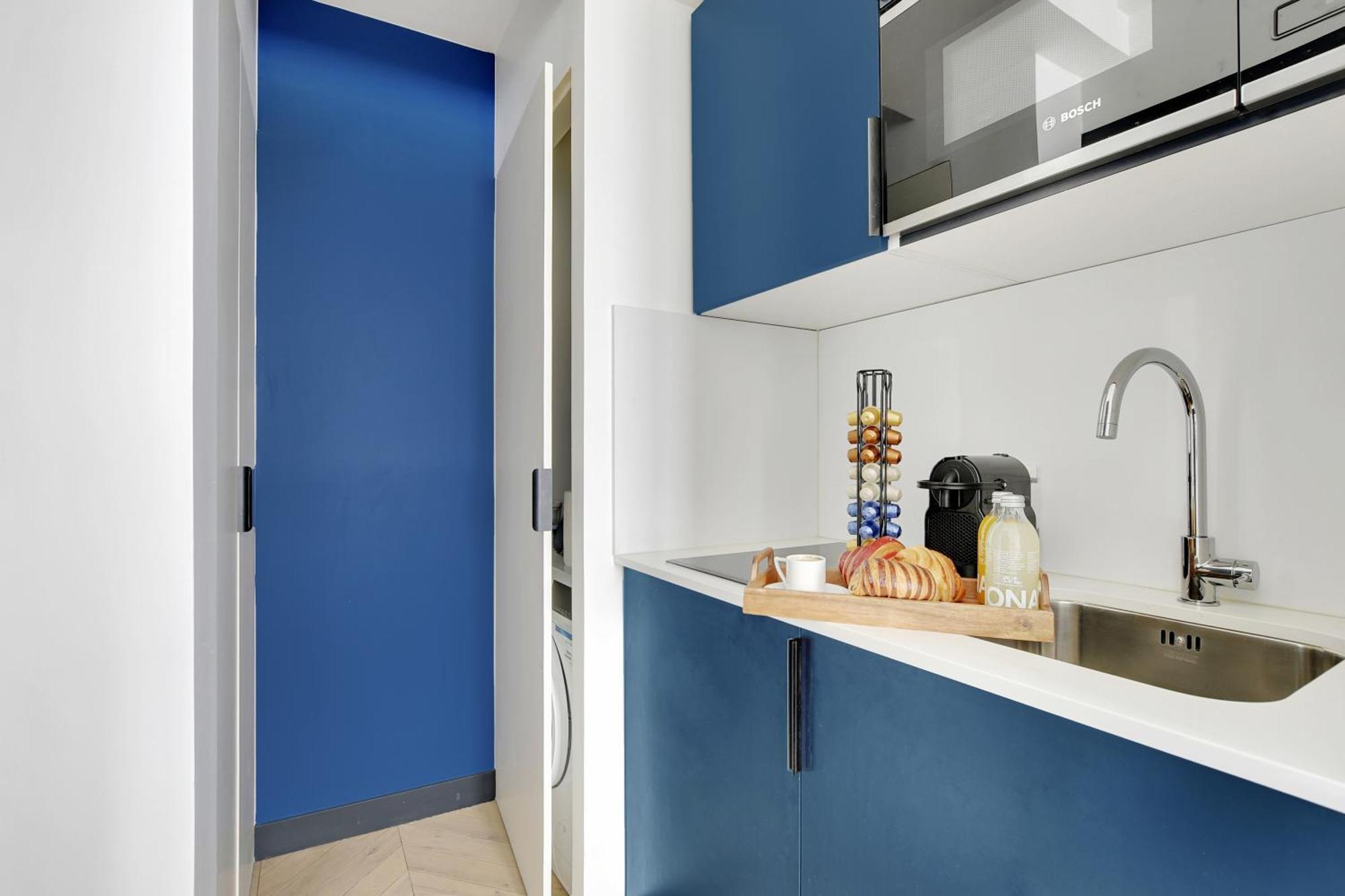 Sereners - Charming Serviced - Bastille Appartement *