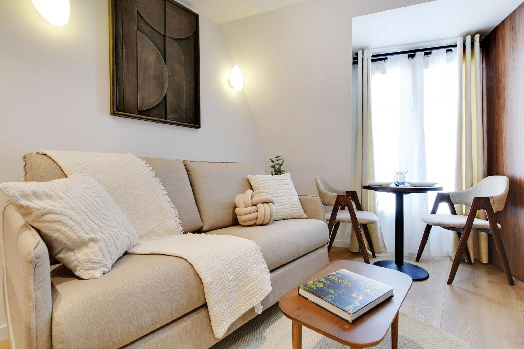 Apartment Modern Studio - 2p - Ac - Madeleine-saint-lazare