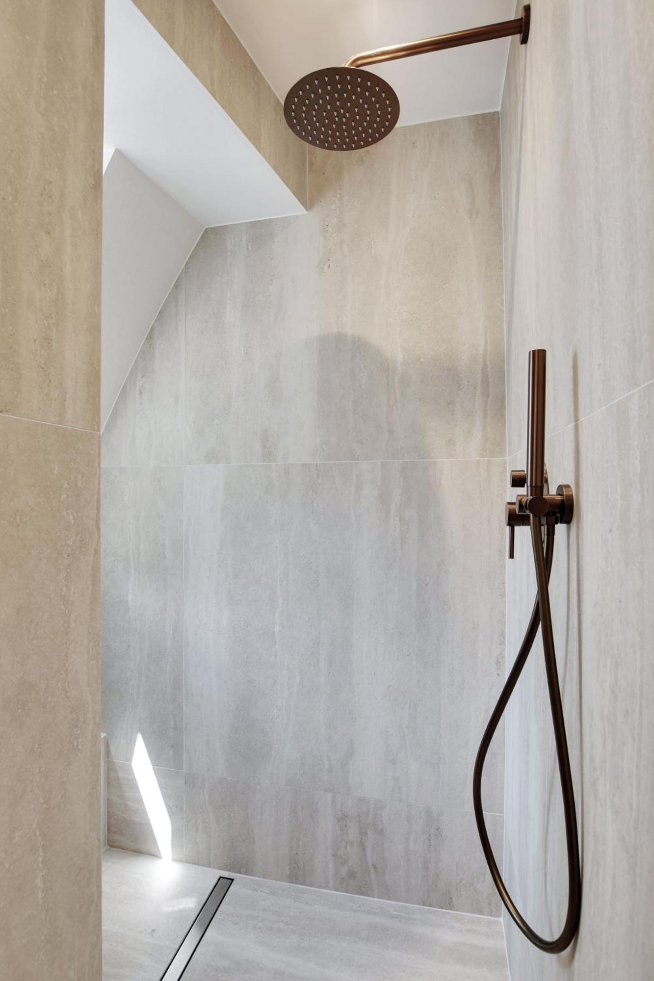 Modern Studio - 2p - Ac - Madeleine-saint-lazare *