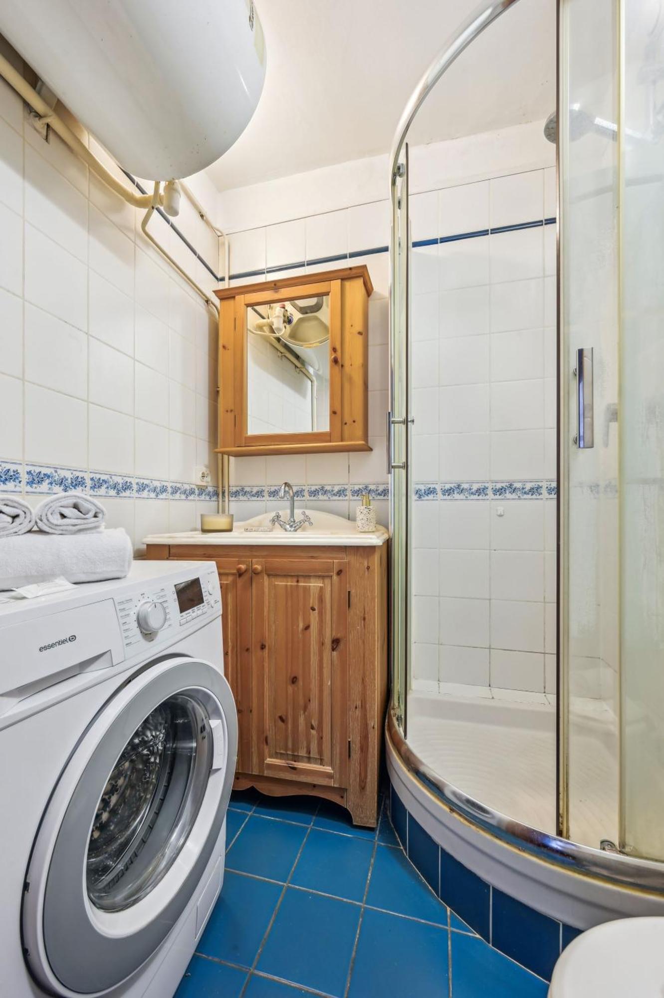 Eiffel Tower & Des Invalides - 1br - Cityapartmentstay Apartment