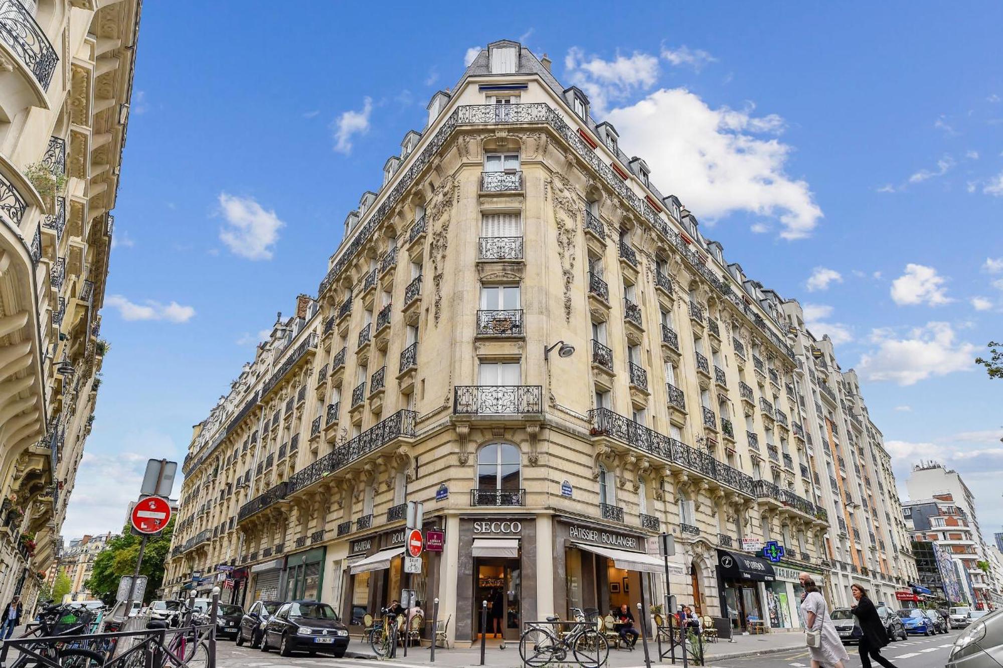 Apartment Eiffel Tower & Grenelle - 2br - Cityapartmentstay *