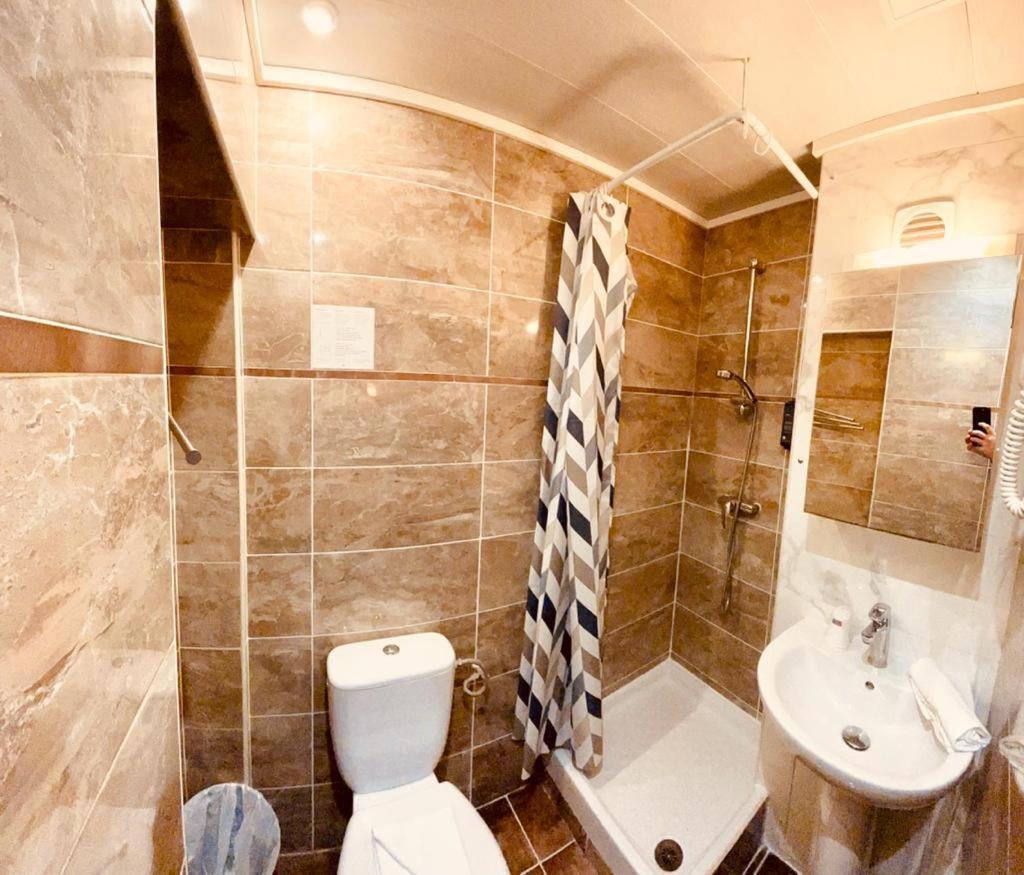 Hotel Hipotel Gambetta Republique Paris