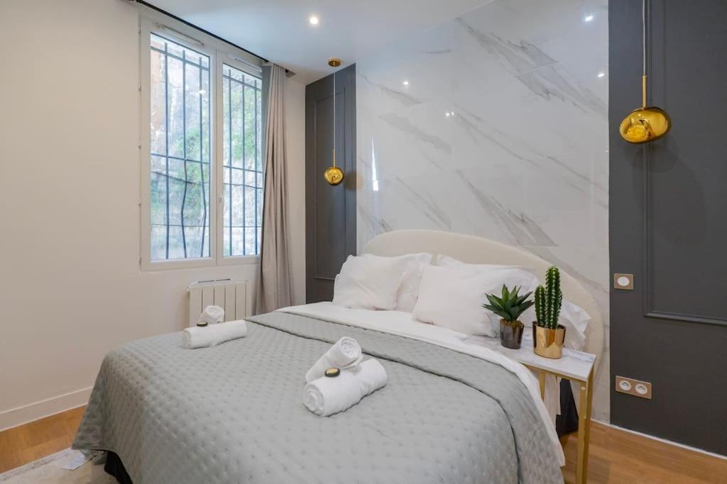 Luxurious With Stylish Design And Comfort - 105 Apartment Paris