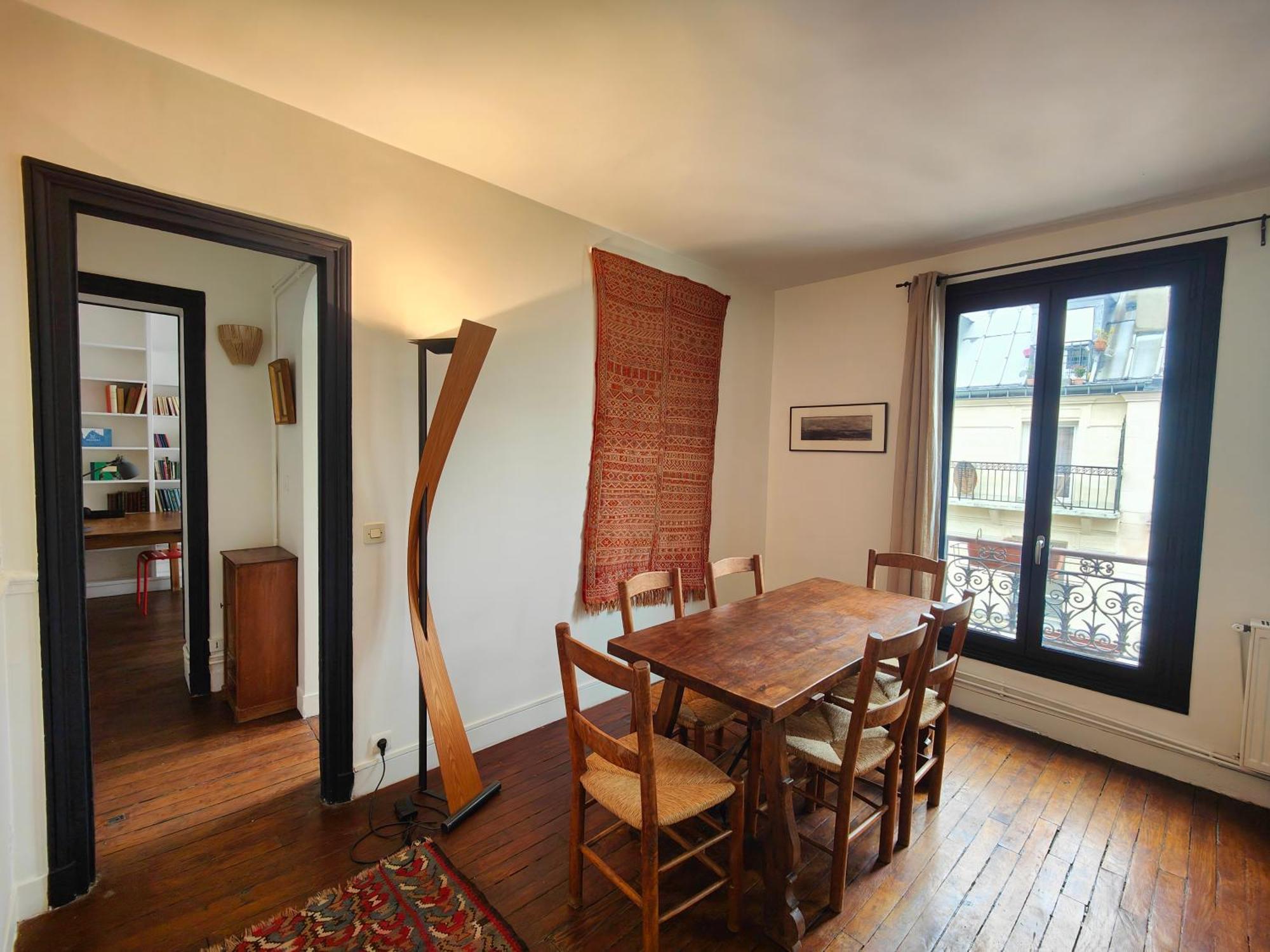 Beau 3 Pieces Au Pied De Montmartre Appartement Paris