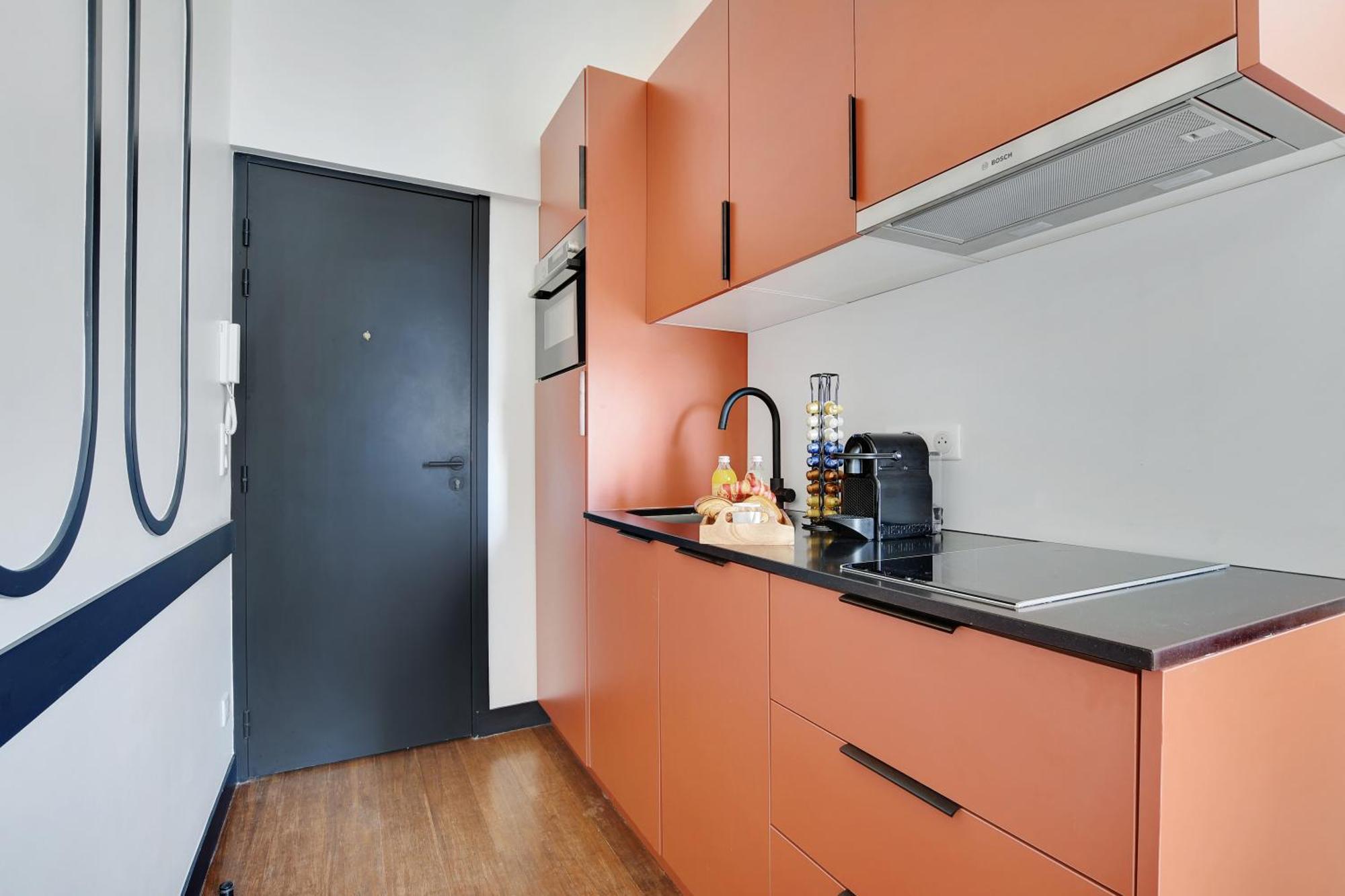 Sereners - Charming Serviced - Bastille Appartement