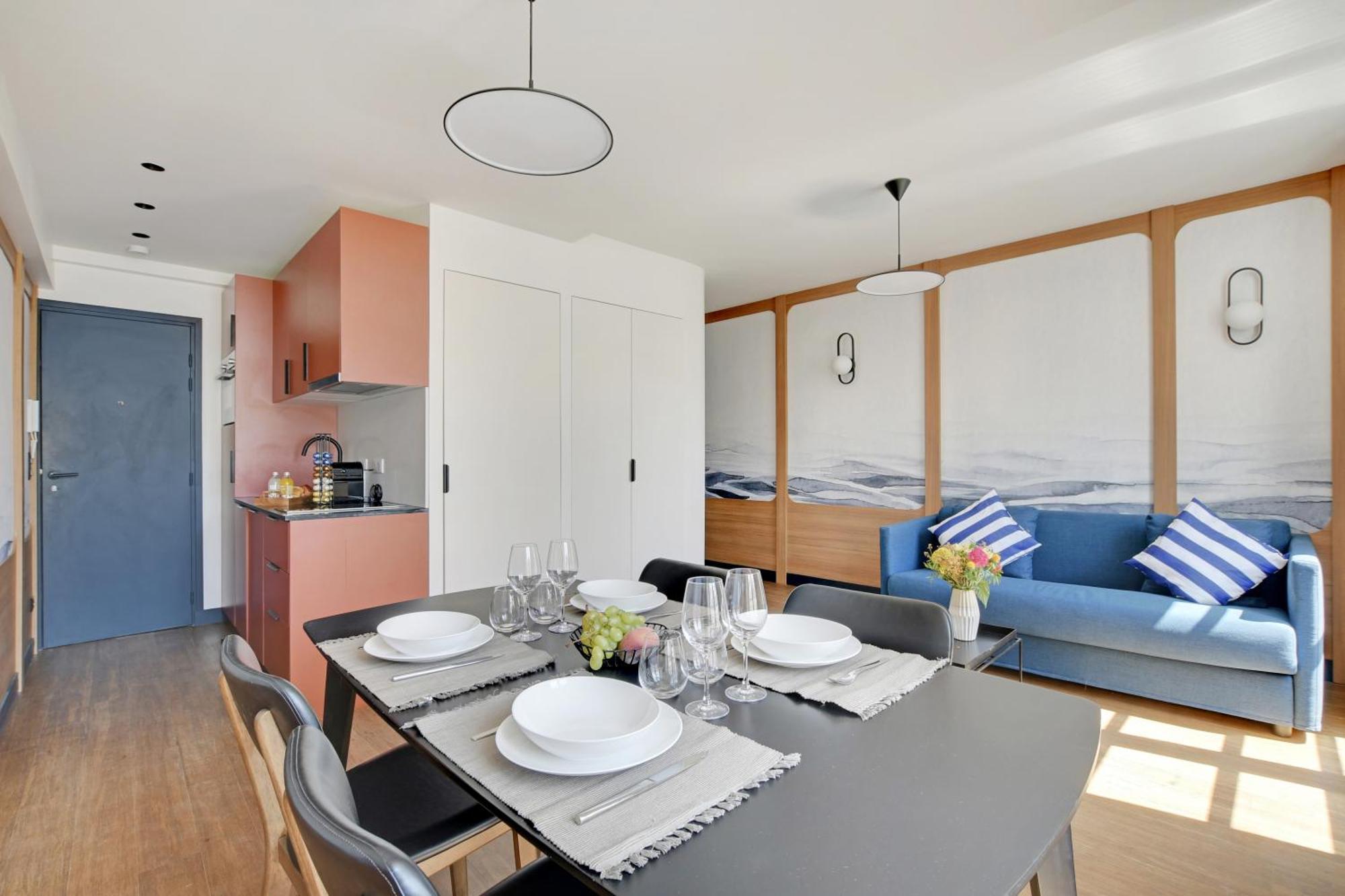Sereners - Charming Serviced - Bastille Appartement