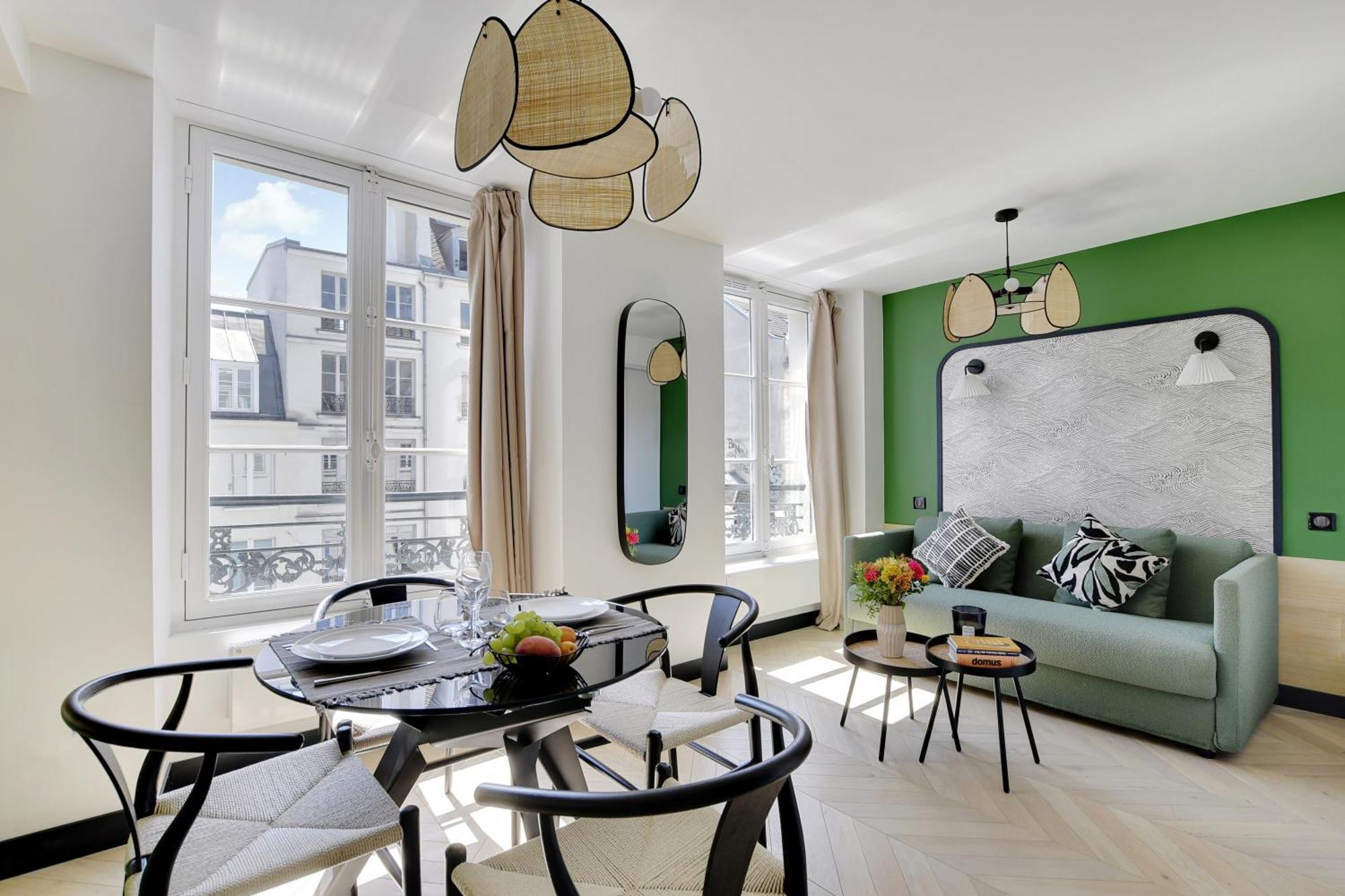 Sereners - Charming Serviced - Bastille Appartement
