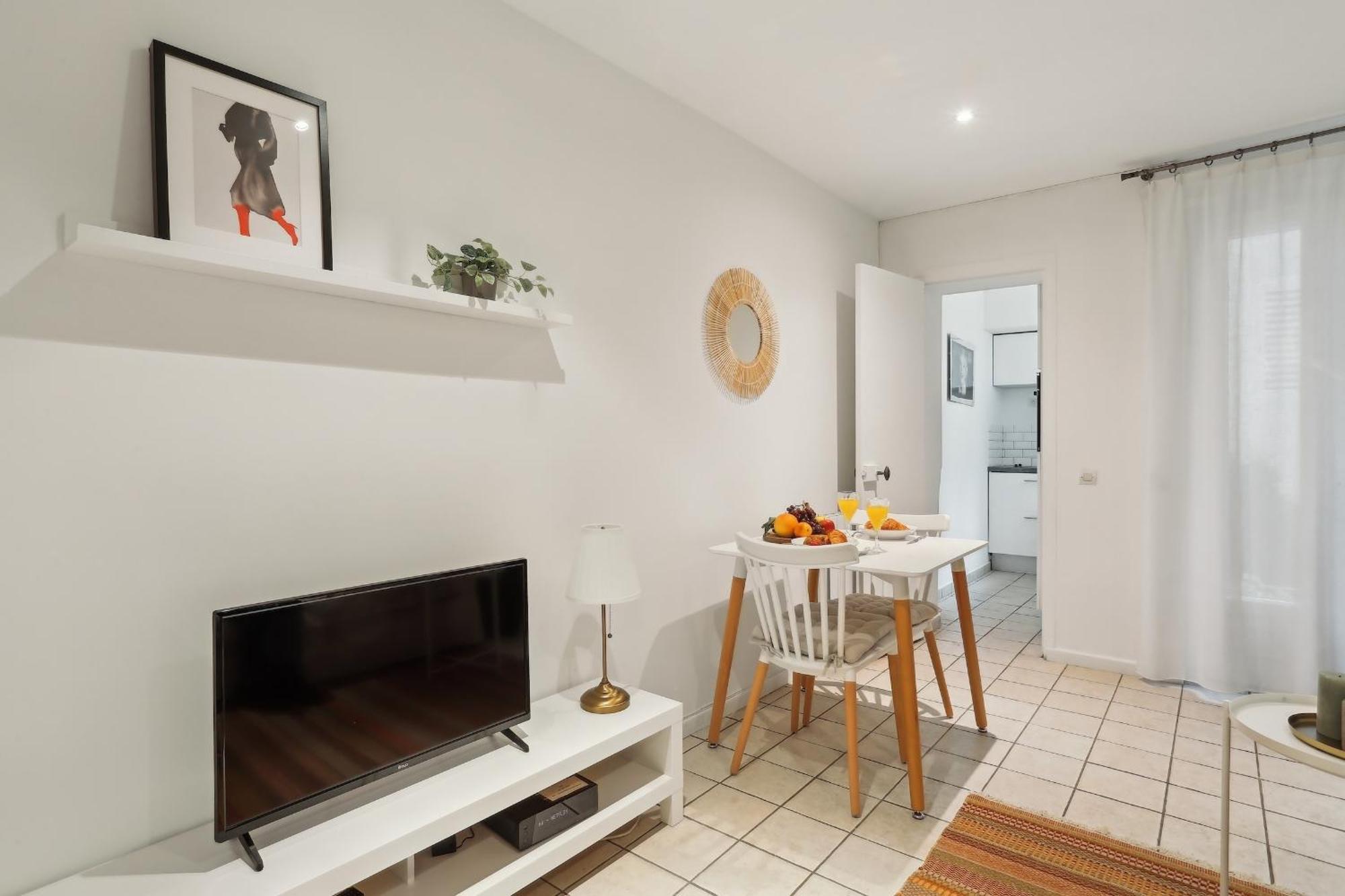 Les Invalides & Eiffel Tower - 1br - Cityapartmentstay Apartment Paris