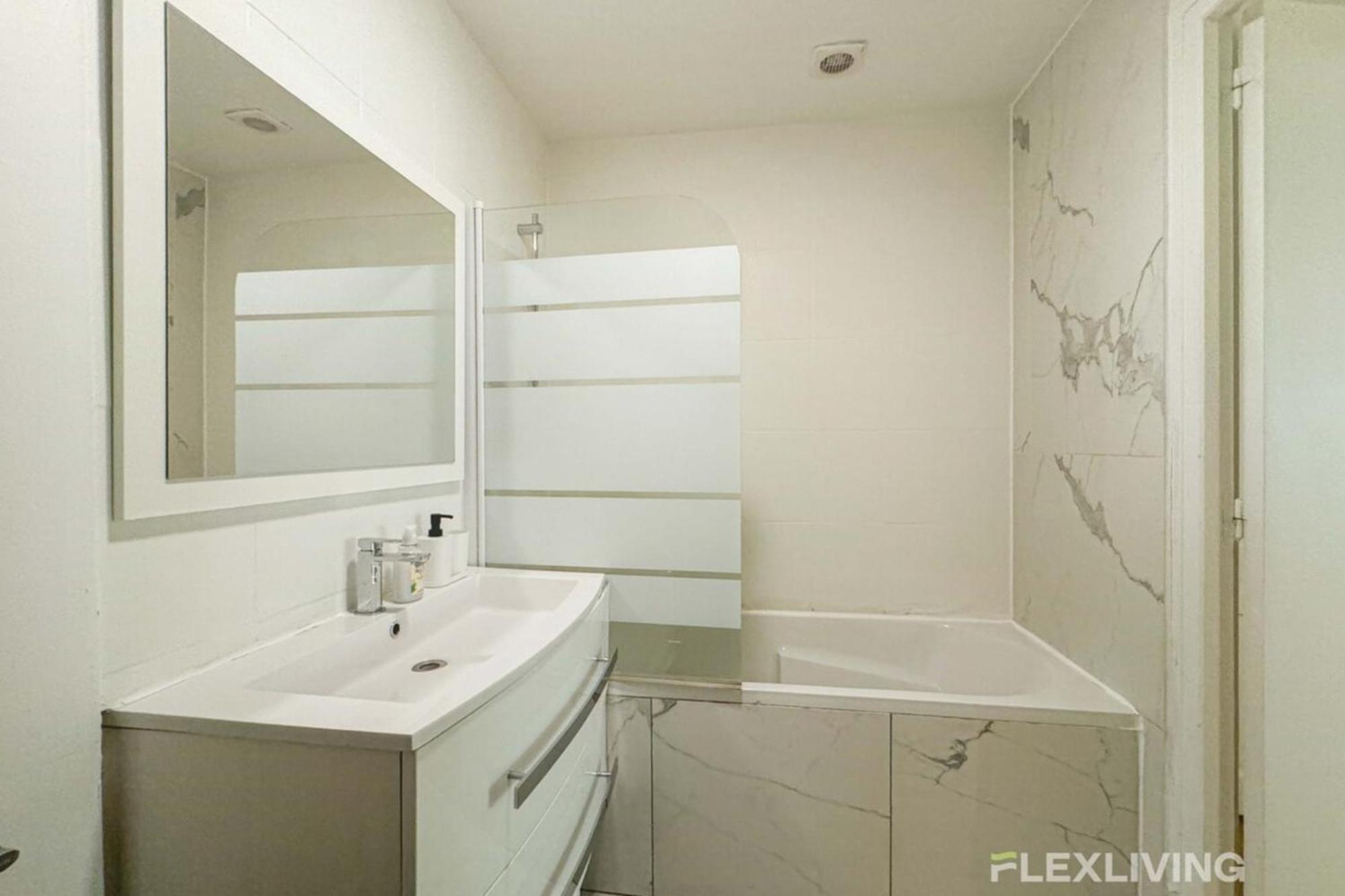 Flexliving - Whole Flat - Banquier Apartment Paris