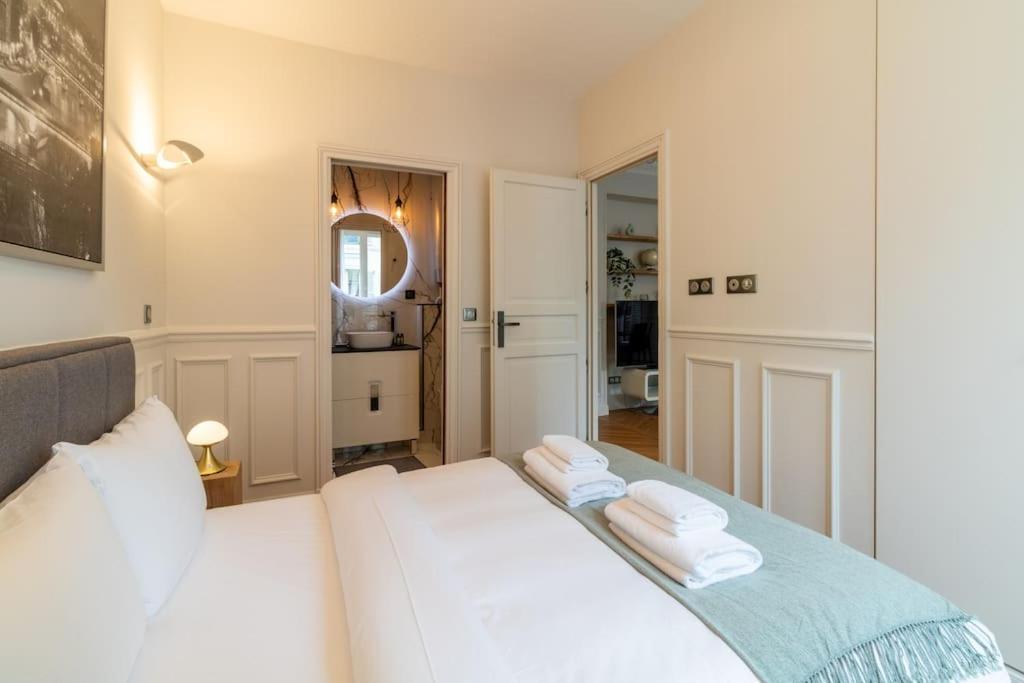 4pers # 1 Bedroom # Ternes # 17 Apartment Paris