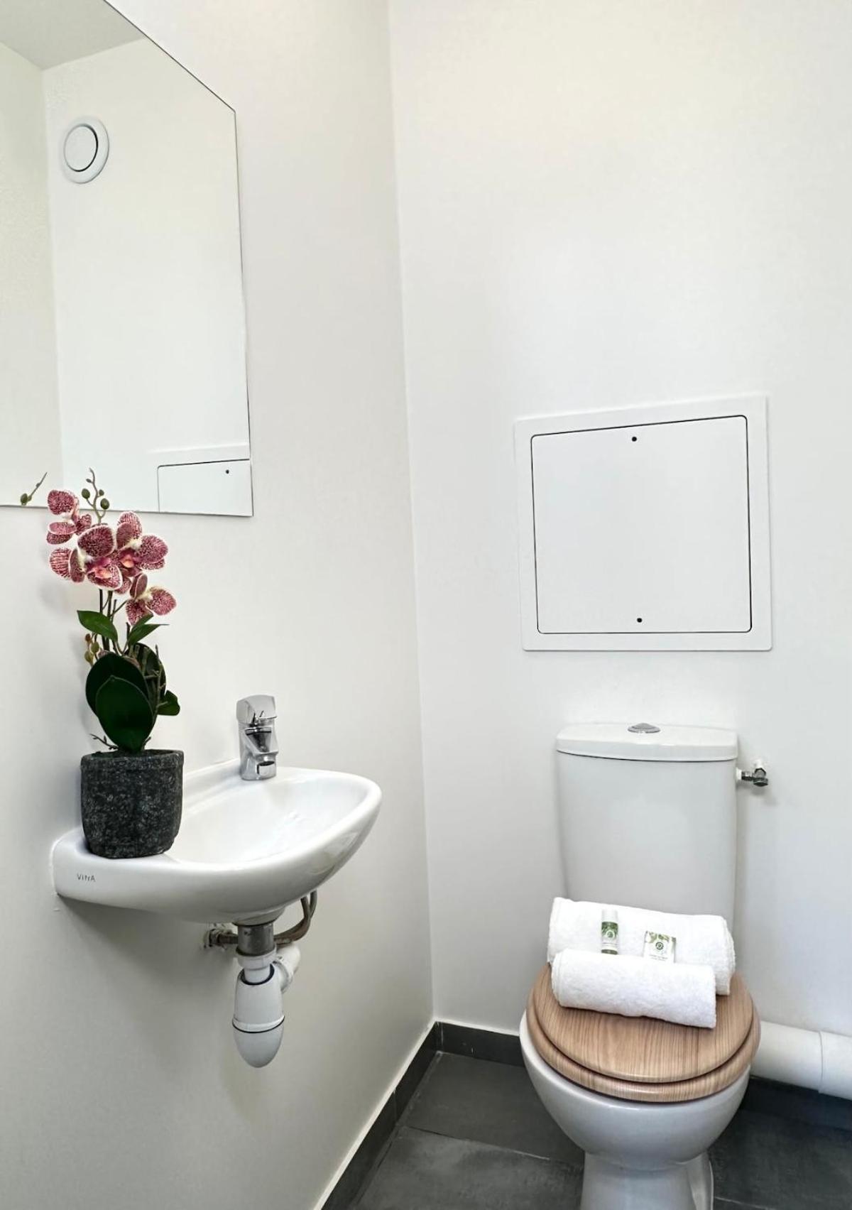 1575c Family La Apartment