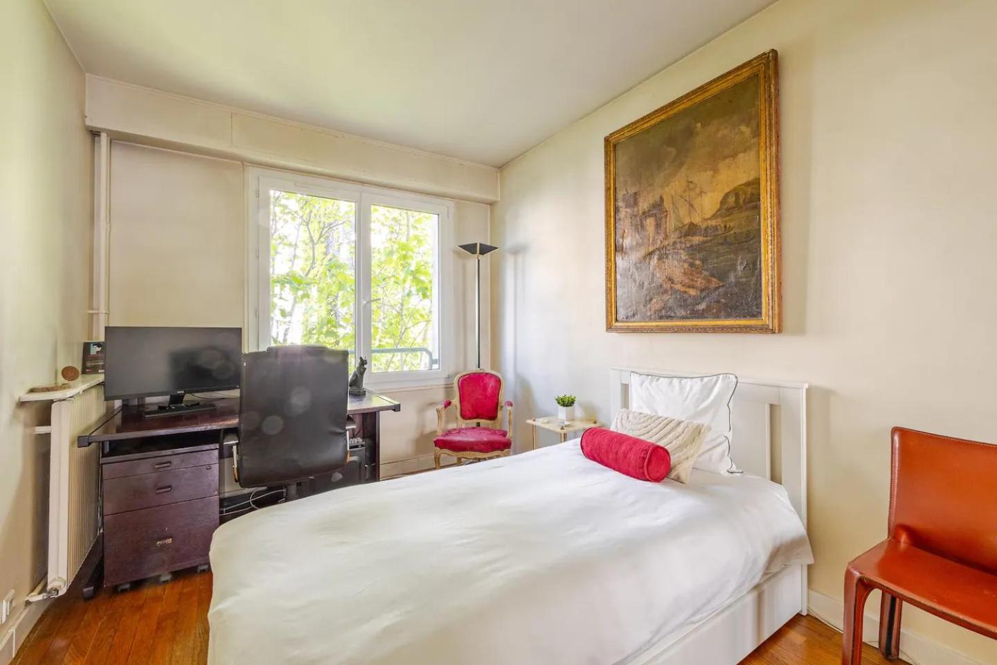Apartment Entre Tour Eiffel Et Champs Elysees