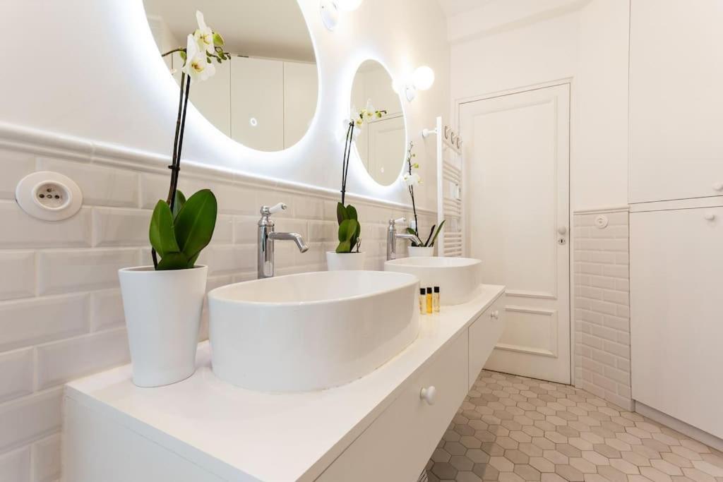 Maison Josephine Stunning Champs-elysees 3 Bedrooms * Paris