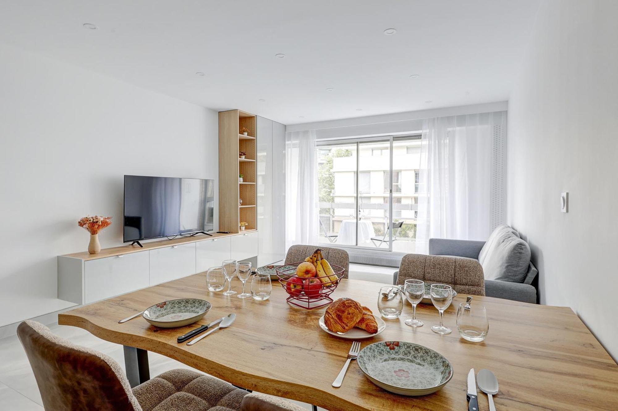 Apartamento Au Coeur De Paris, Architecturale Et Elegante