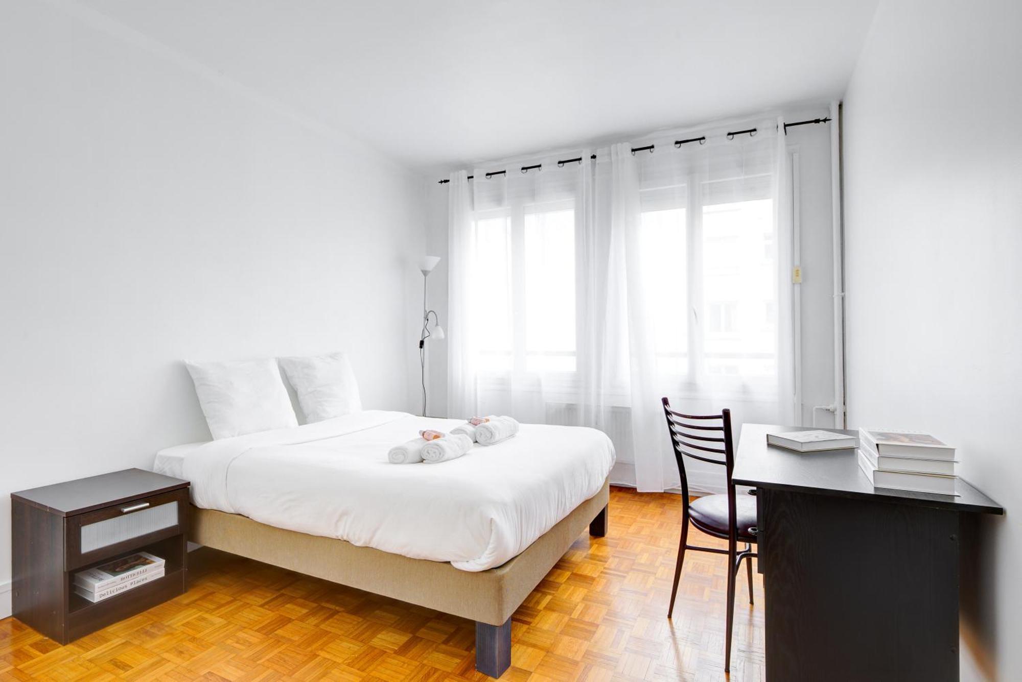 126 - Trocadero 8 Minutes A Pieds Tour Eiffel 7 Pers Apartment *