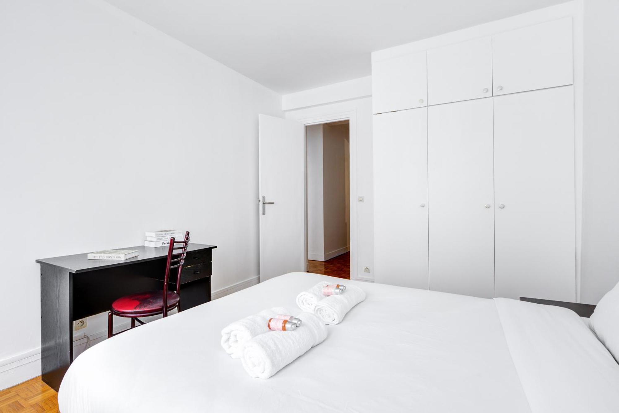 Apartment 126 - Trocadero 8 Minutes A Pieds Tour Eiffel 7 Pers Paris