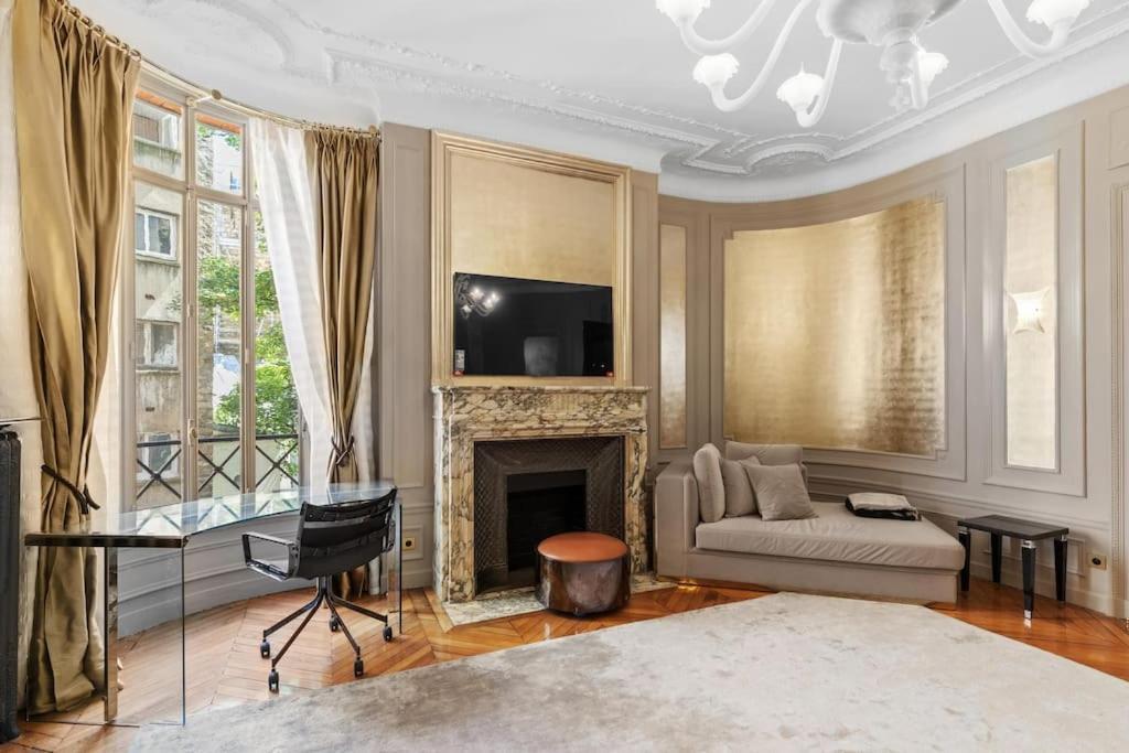 Magnifique A Arc De Triomphe 264 M2 Apartment
