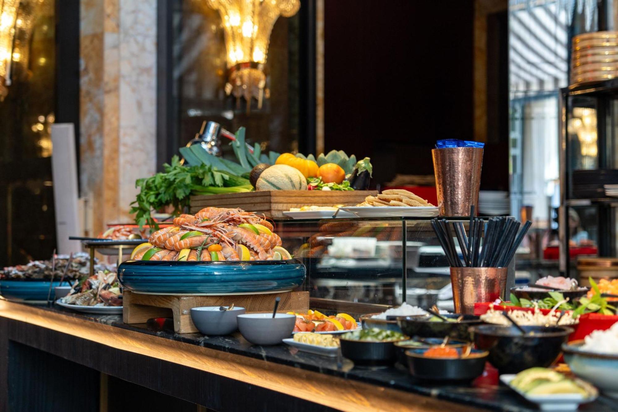 Prince De Galles, A Luxury Collection Hotel,
