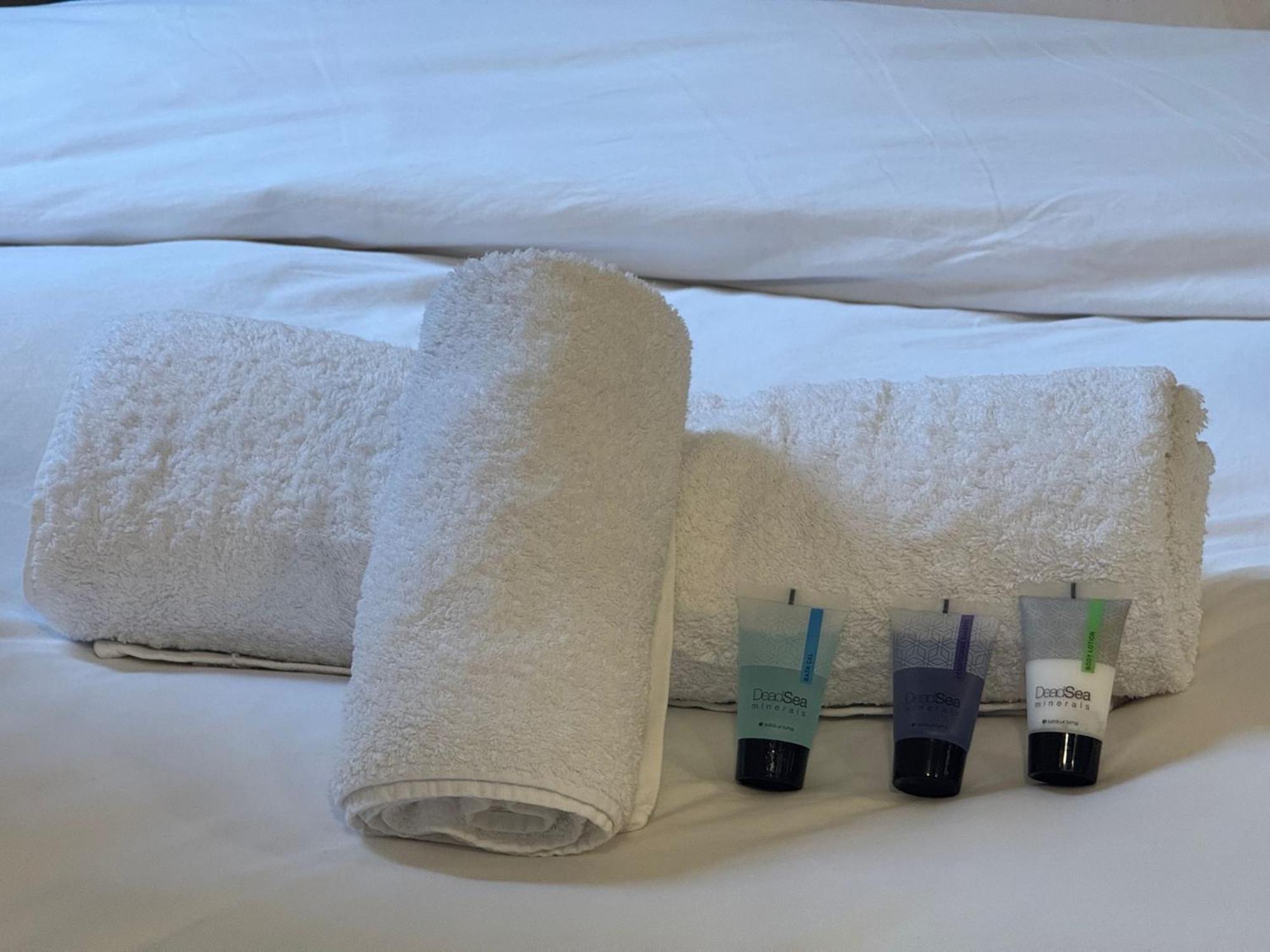 Concorde, Rue Royale- 6 Places Apartamento
