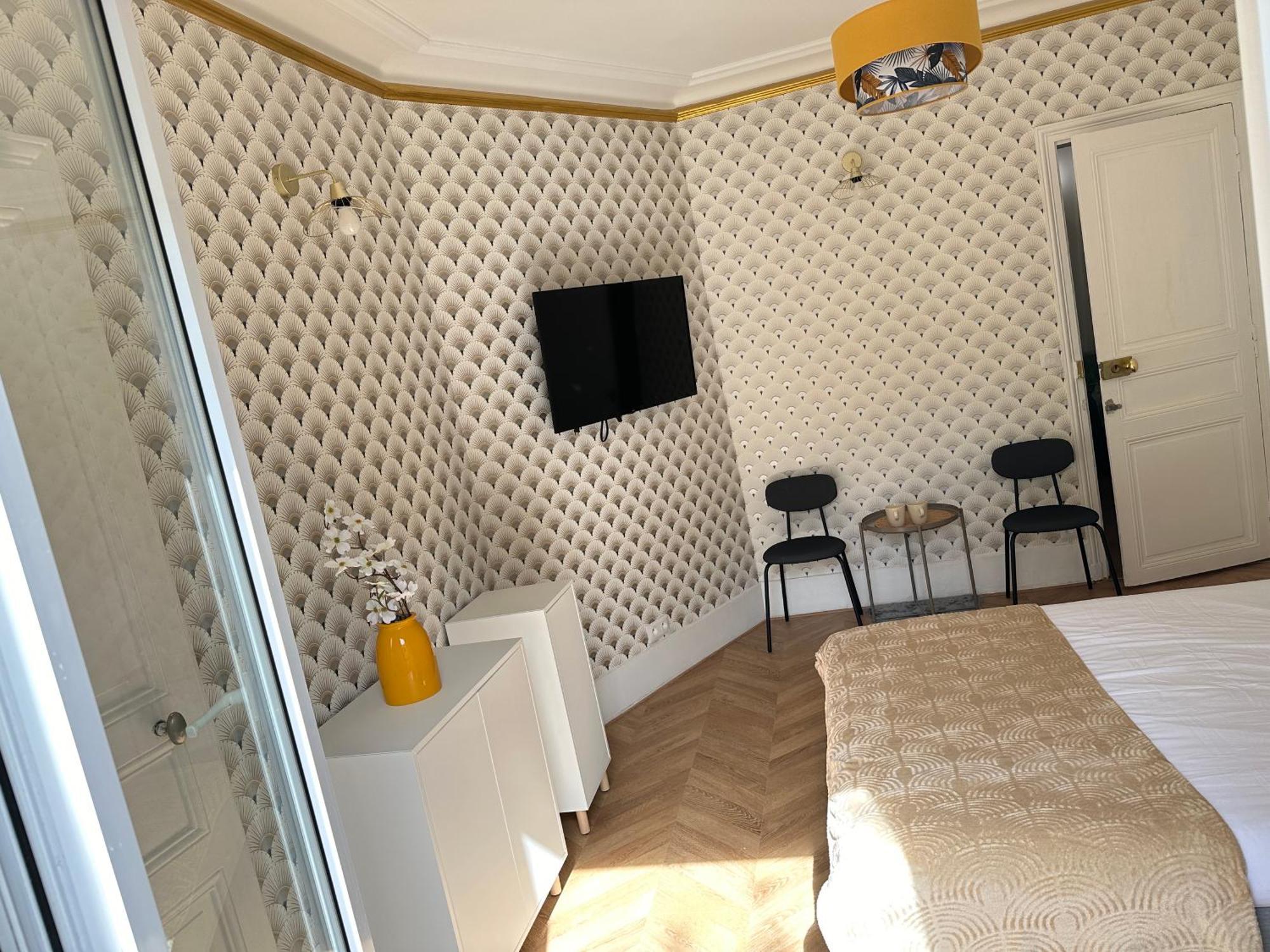 Sci Immo Voltaire * Paris