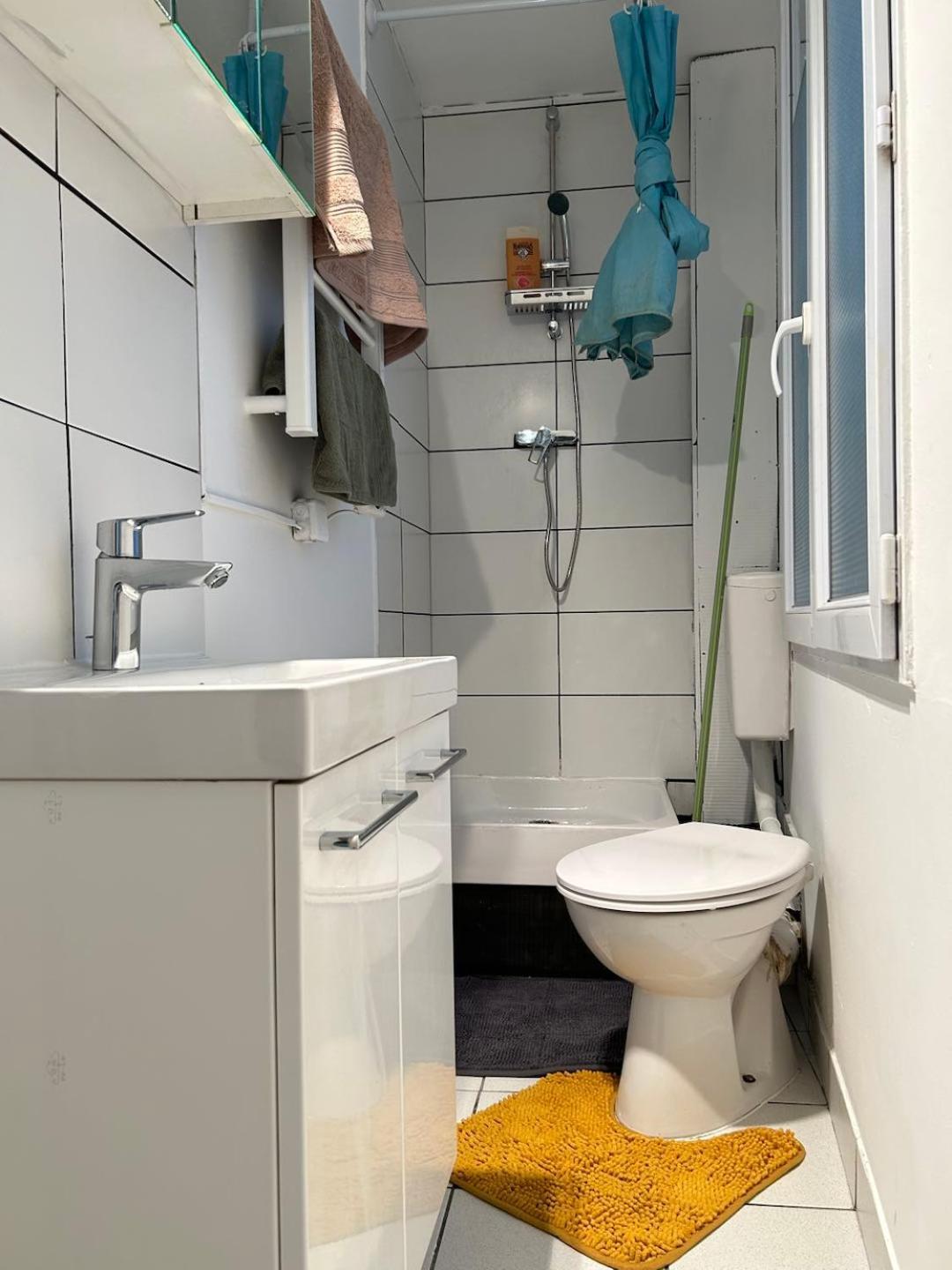 Apartment Comfortable Near Marais Aboukir