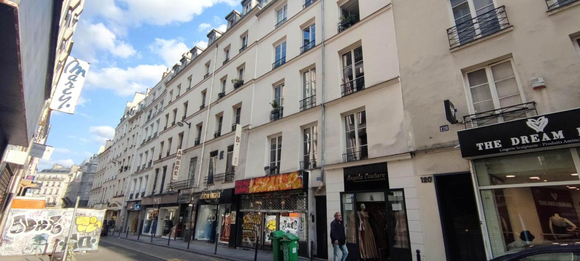 Comfortable Near Marais Aboukir *
