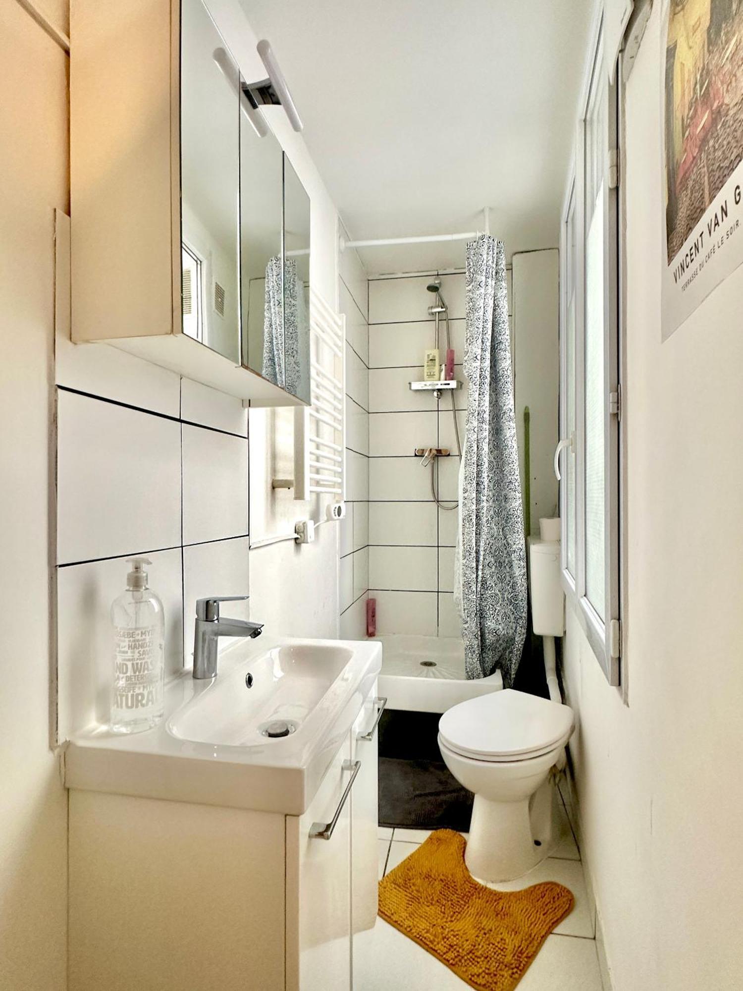Comfortable Near Marais Aboukir Apartment