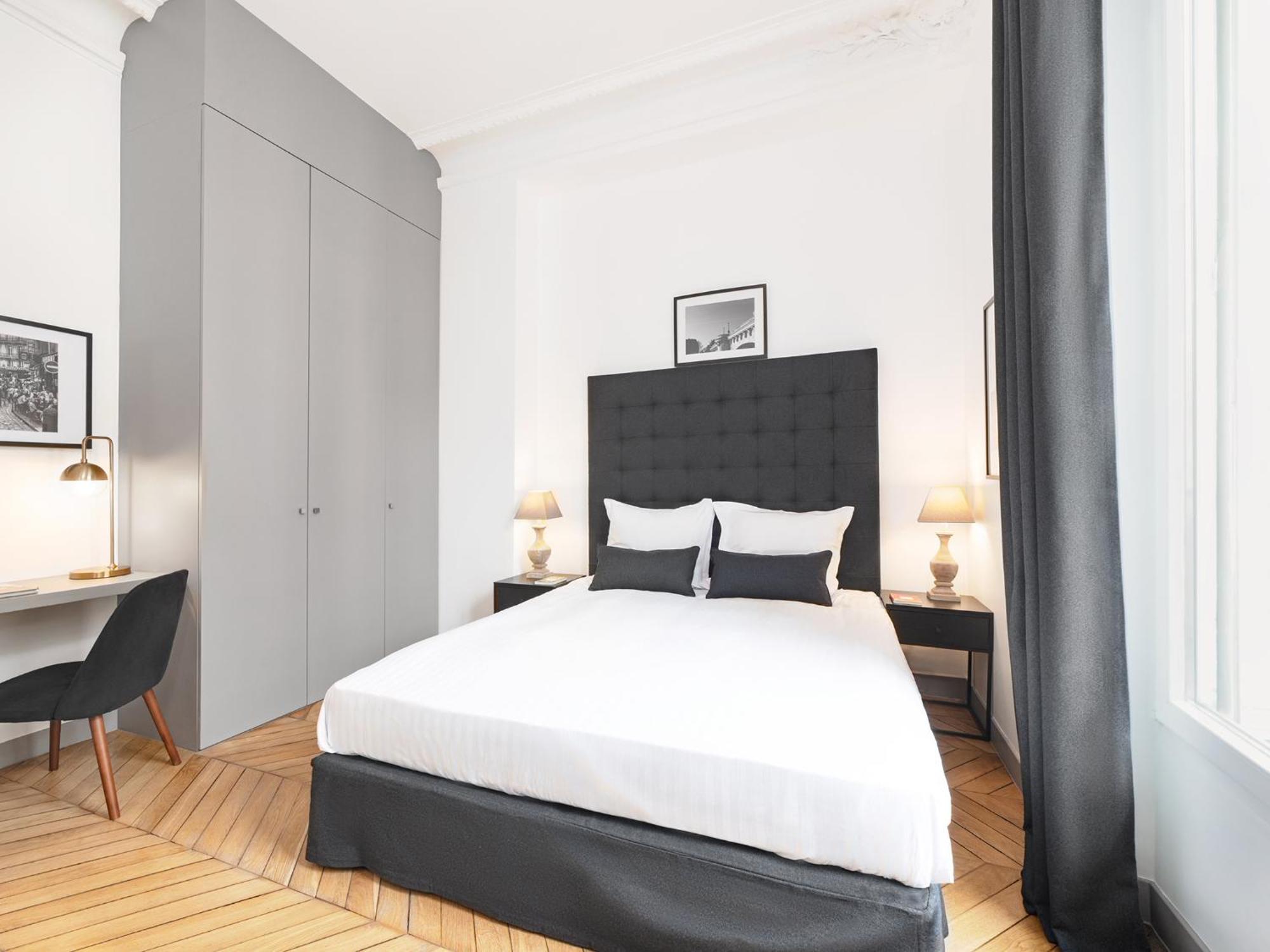Apartment Livinparis - Luxury 3 Bedrooms Le Louvre I Paris