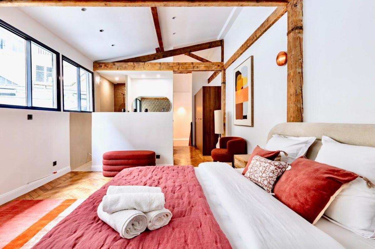 8 - Opera - Rue Constantinople - Duplex 8 Pieces Paris
