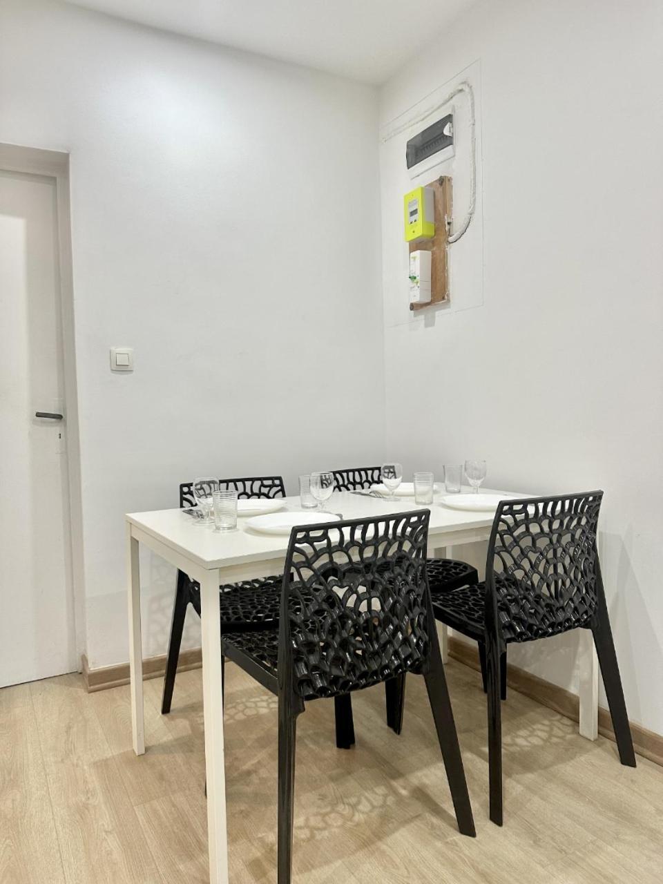 Appartement Modern Comfort In 15th District In Lakanal Paris