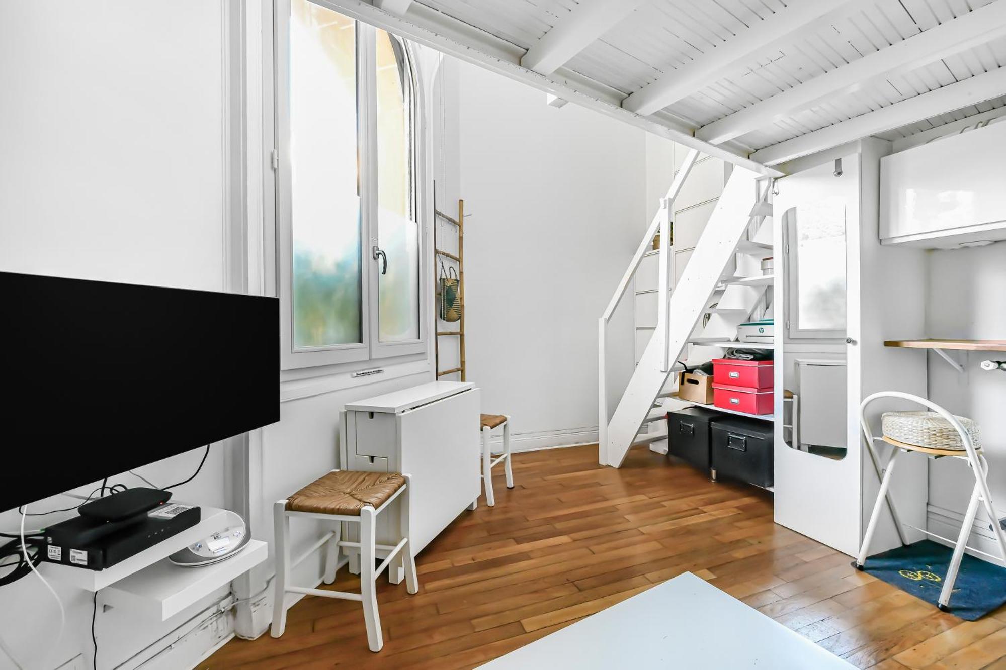 Cosy Dans Petit Loft Paris