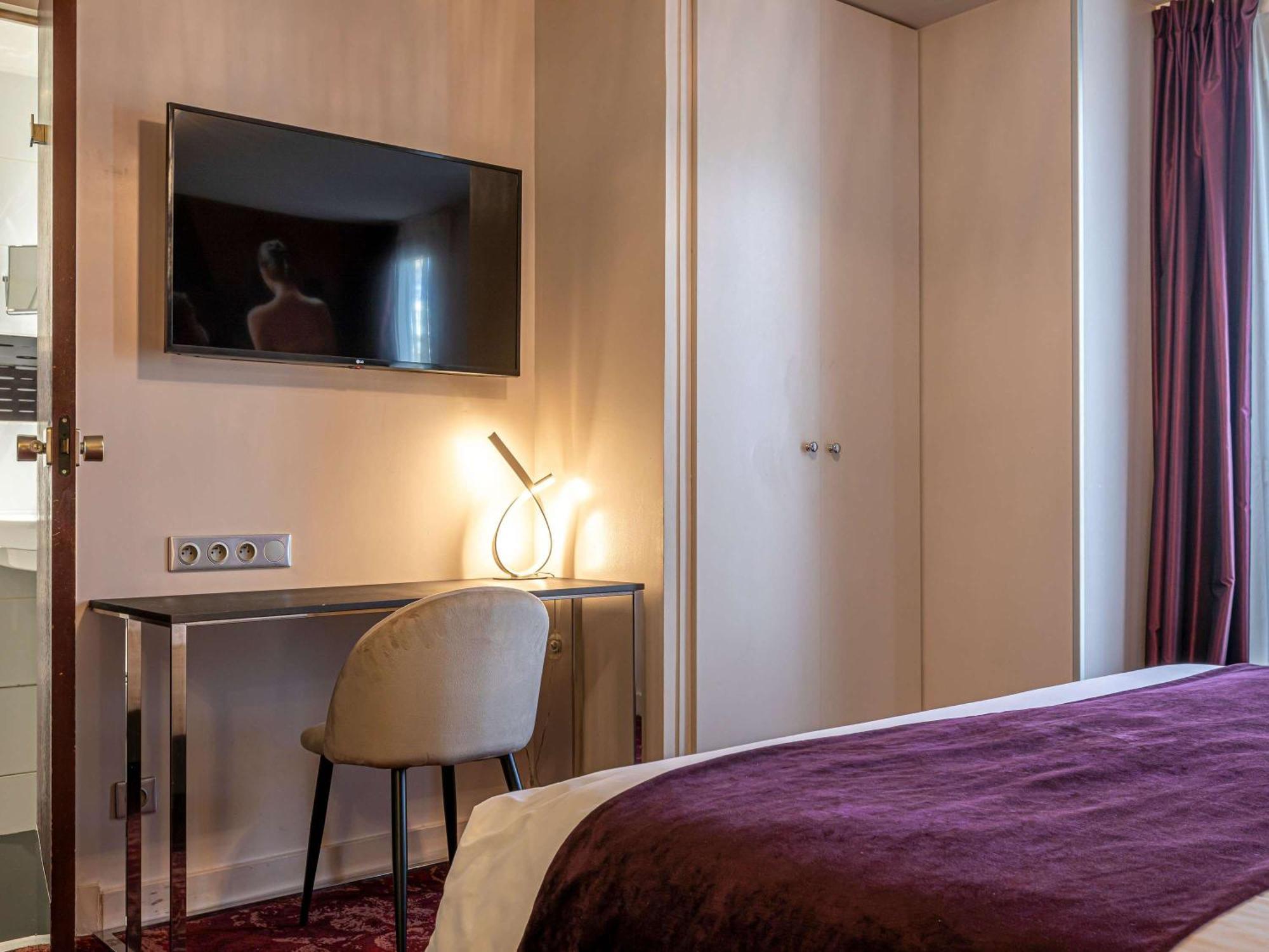 Hotel Mercure Place D'italie 4*