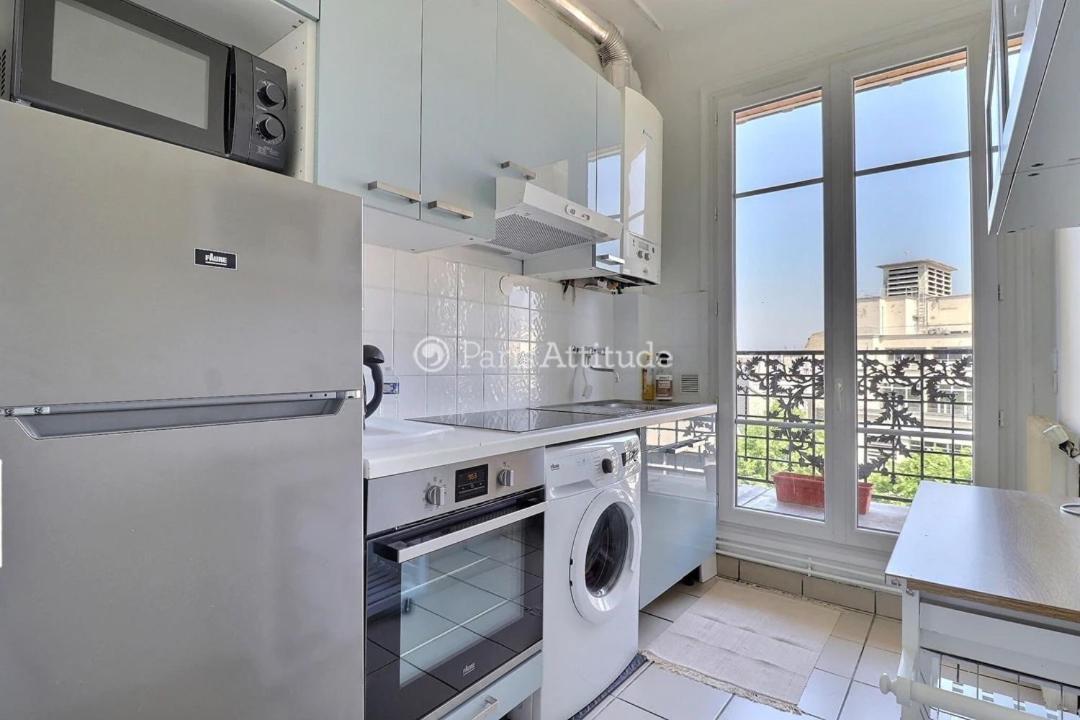 Apartment Montmartre - Balcony Overlooking