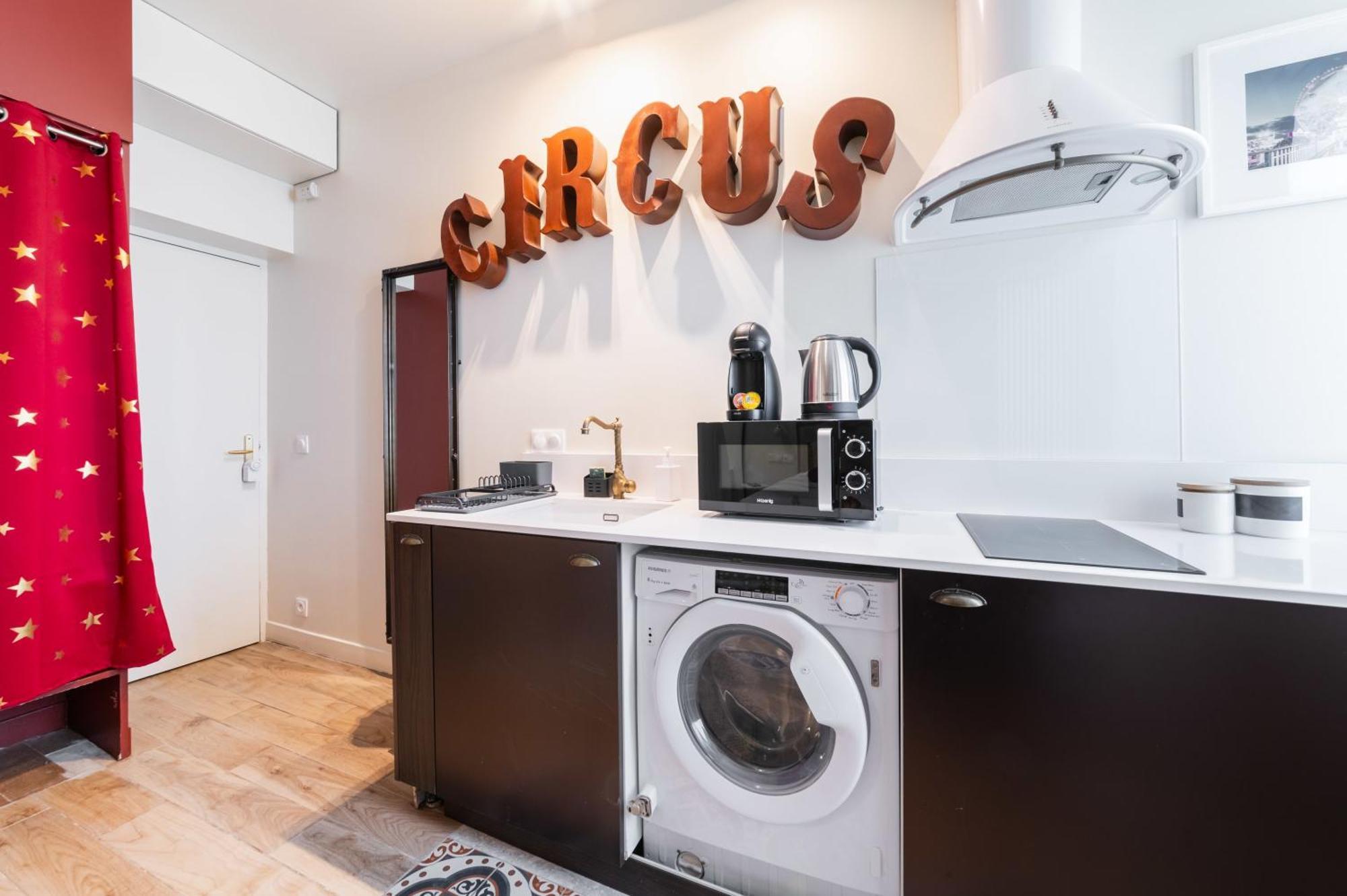 Apartment Charmant Studio A 15 A Proximite Tour Eiffel - Flat-guest Paris
