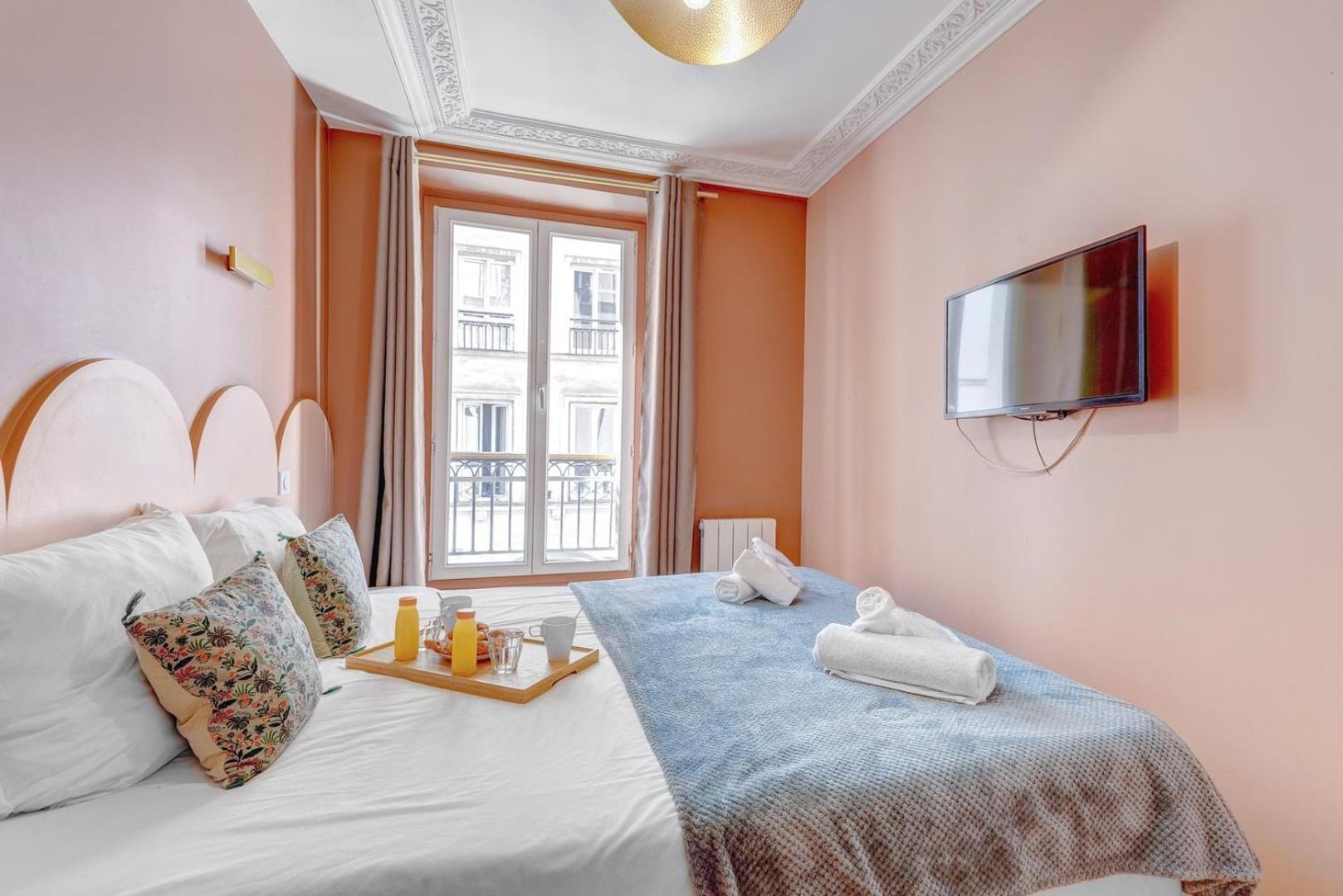 223 Rothschild - Superb In Paris