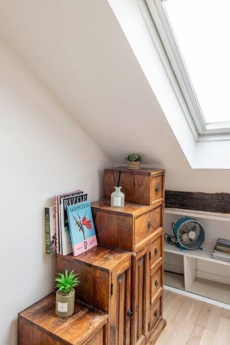 Heart Of Saint-germain Only 3 Minutes From The Amaizing Luxembourg Gardens Apartment Paris