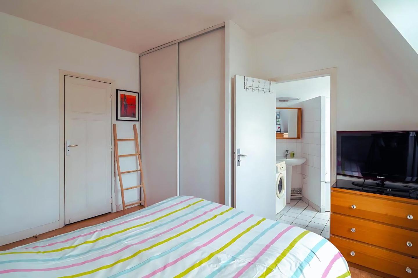 Apartment 2 Pieces Proche Palais Des Congres Paris