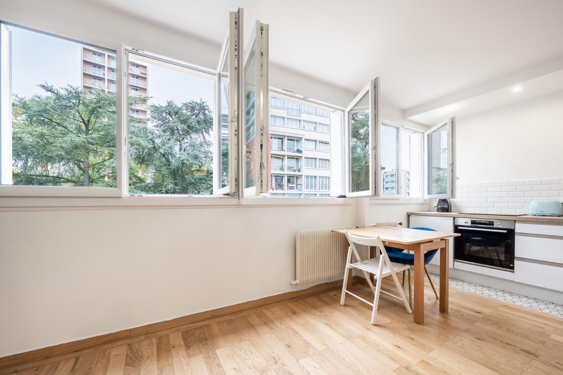 Apartamento Charming Parisian Away From In The Heart Of Paris