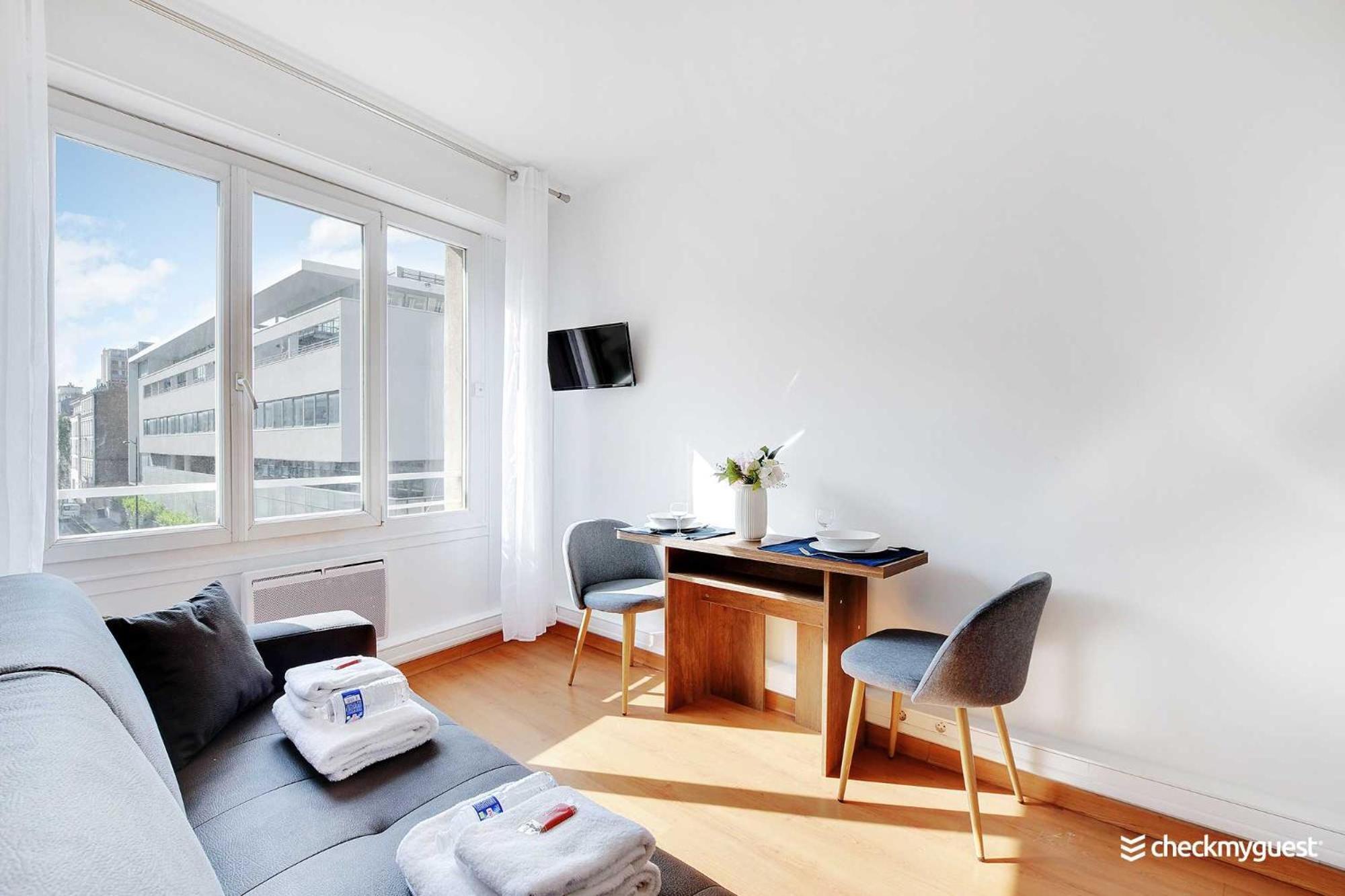 Charming - 2p - Near Convention * Paris