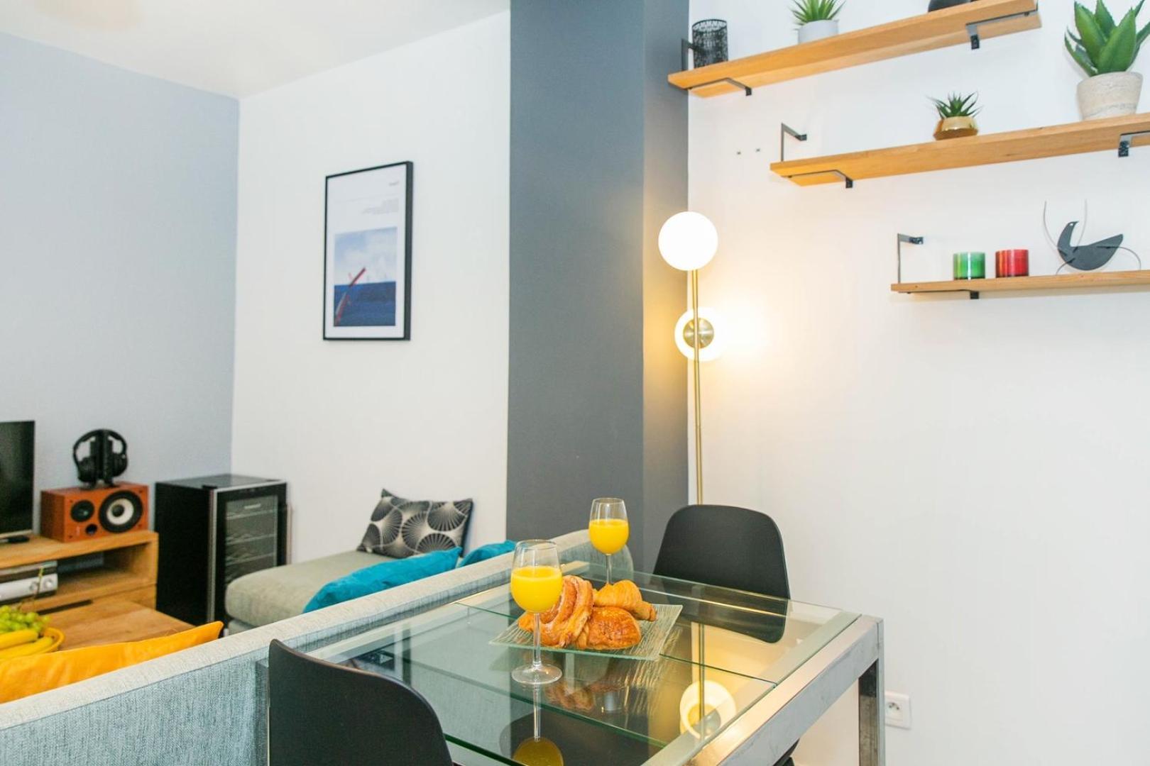 Bnbnook - Cozy 1br Near Marais And Montorgueil Apartment *
